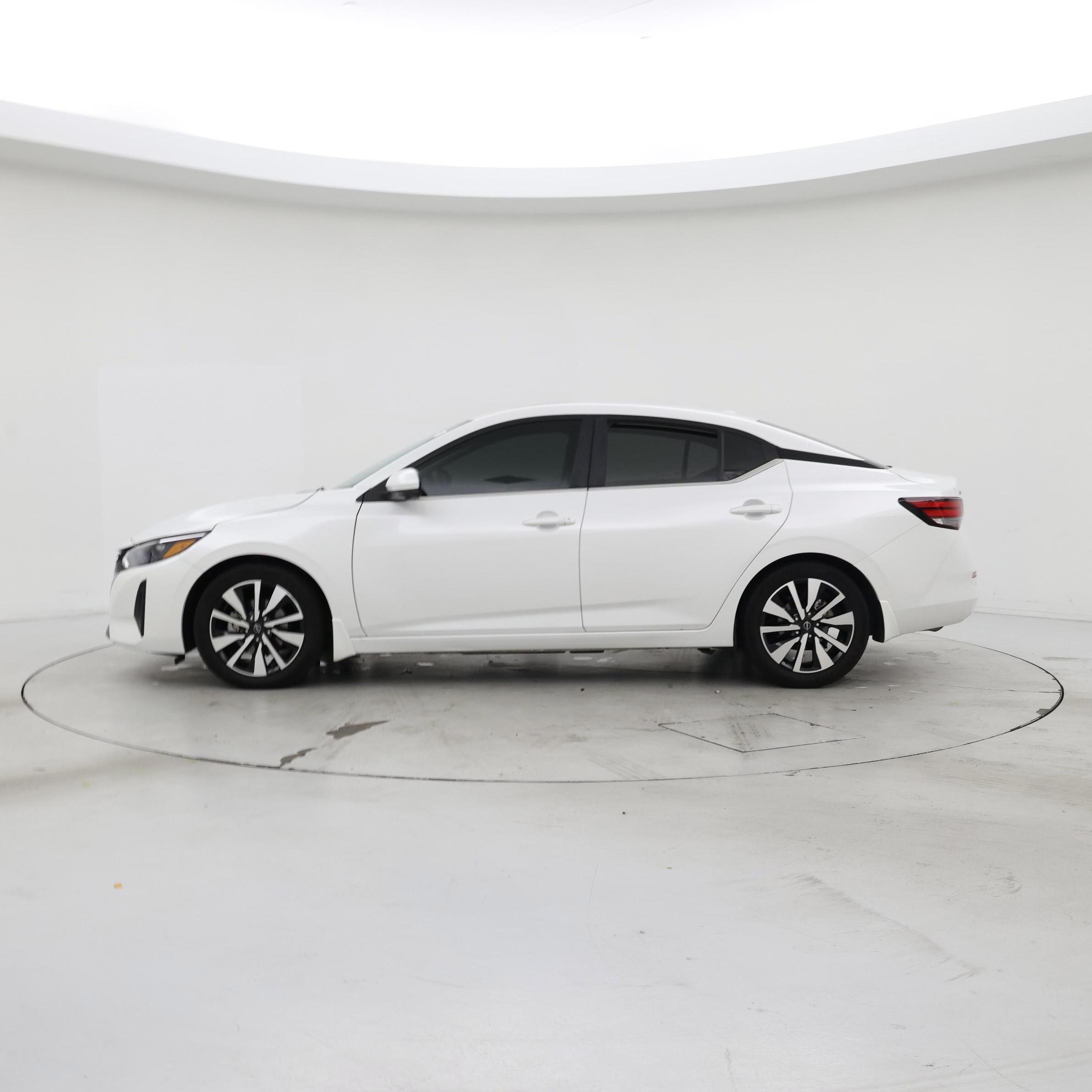 Thumbnail: 2024 Nissan Sentra - 3
