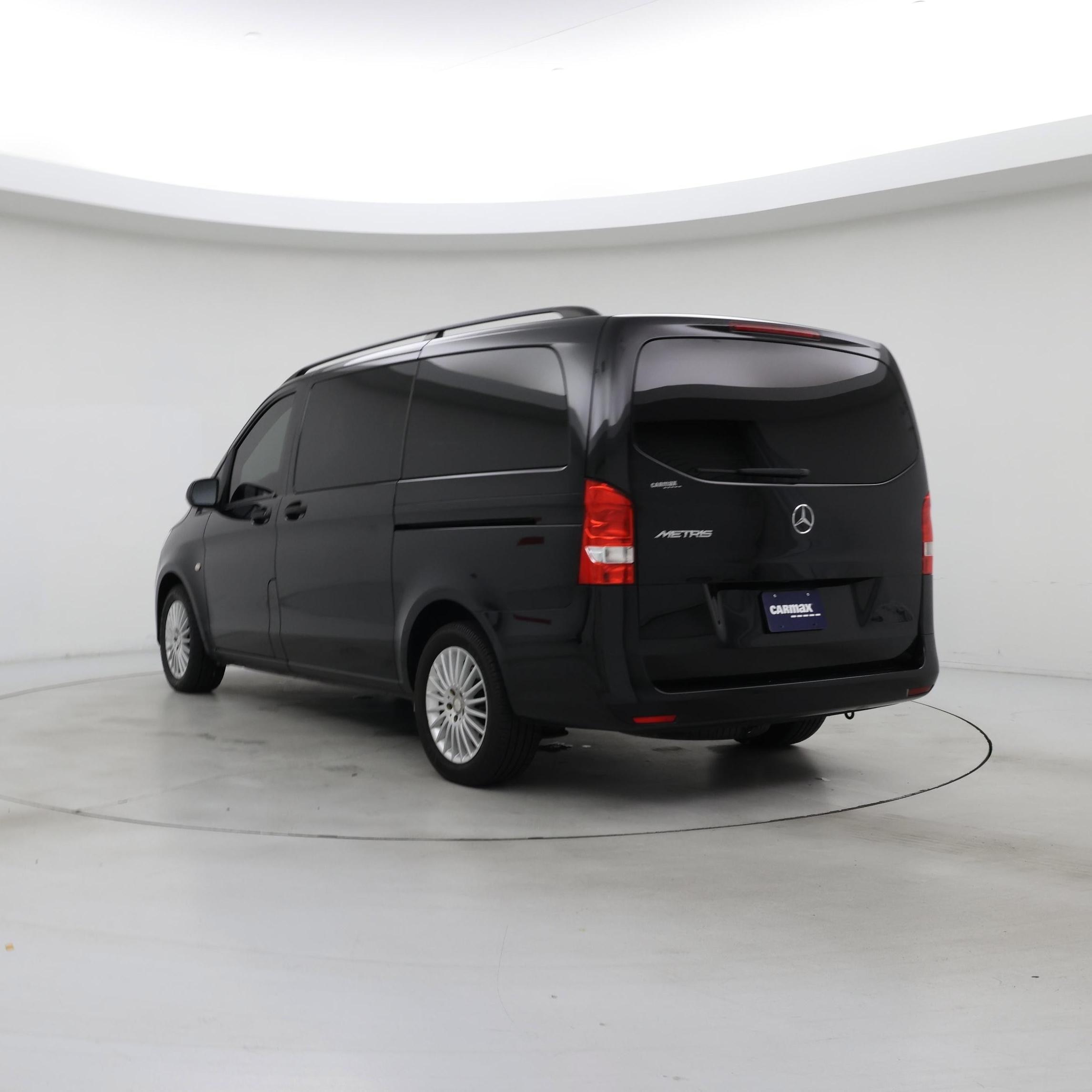 Thumbnail: 2018 Mercedes-Benz Metris - 2