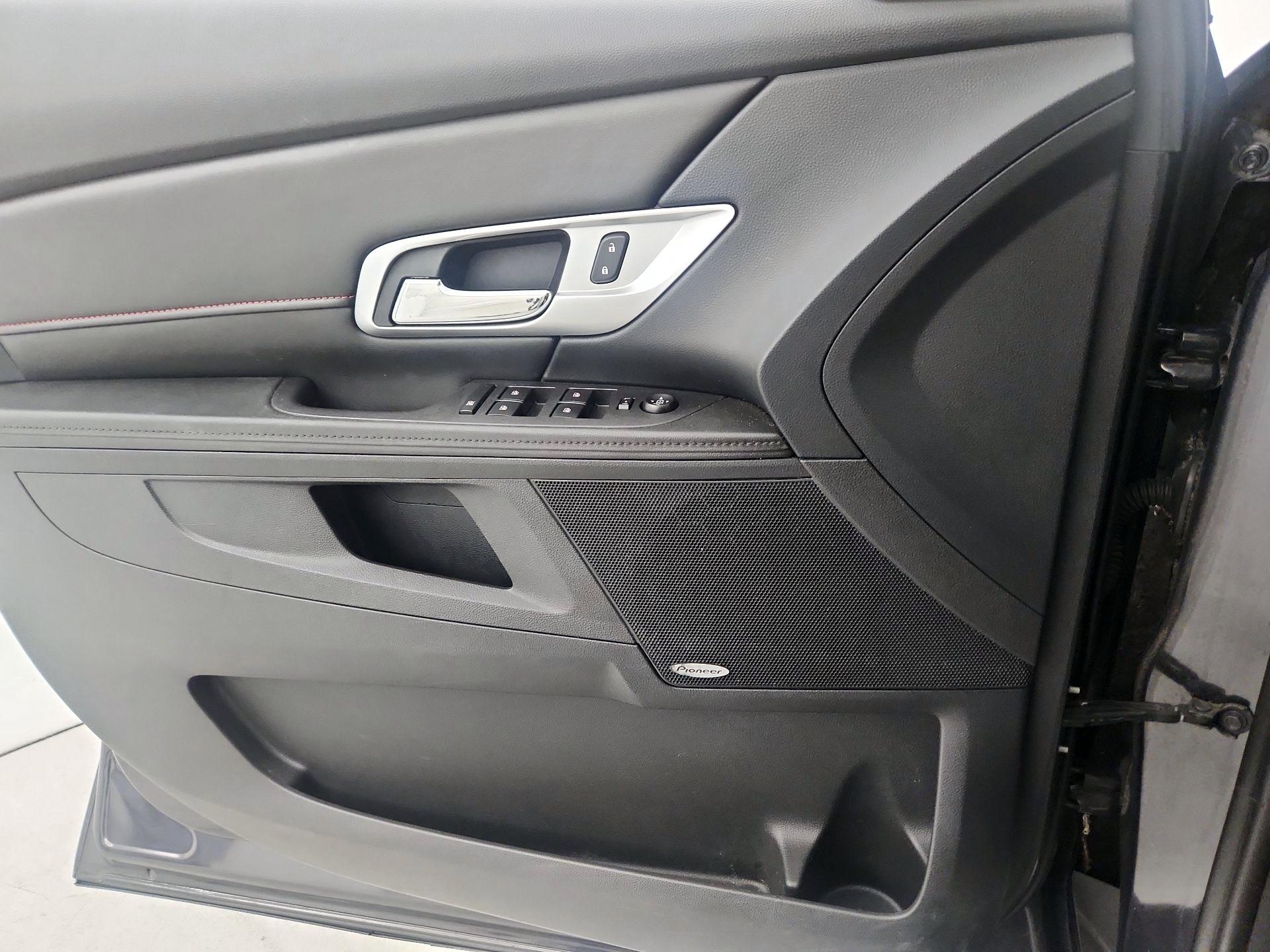 Thumbnail: 2016 GMC Terrain - 12