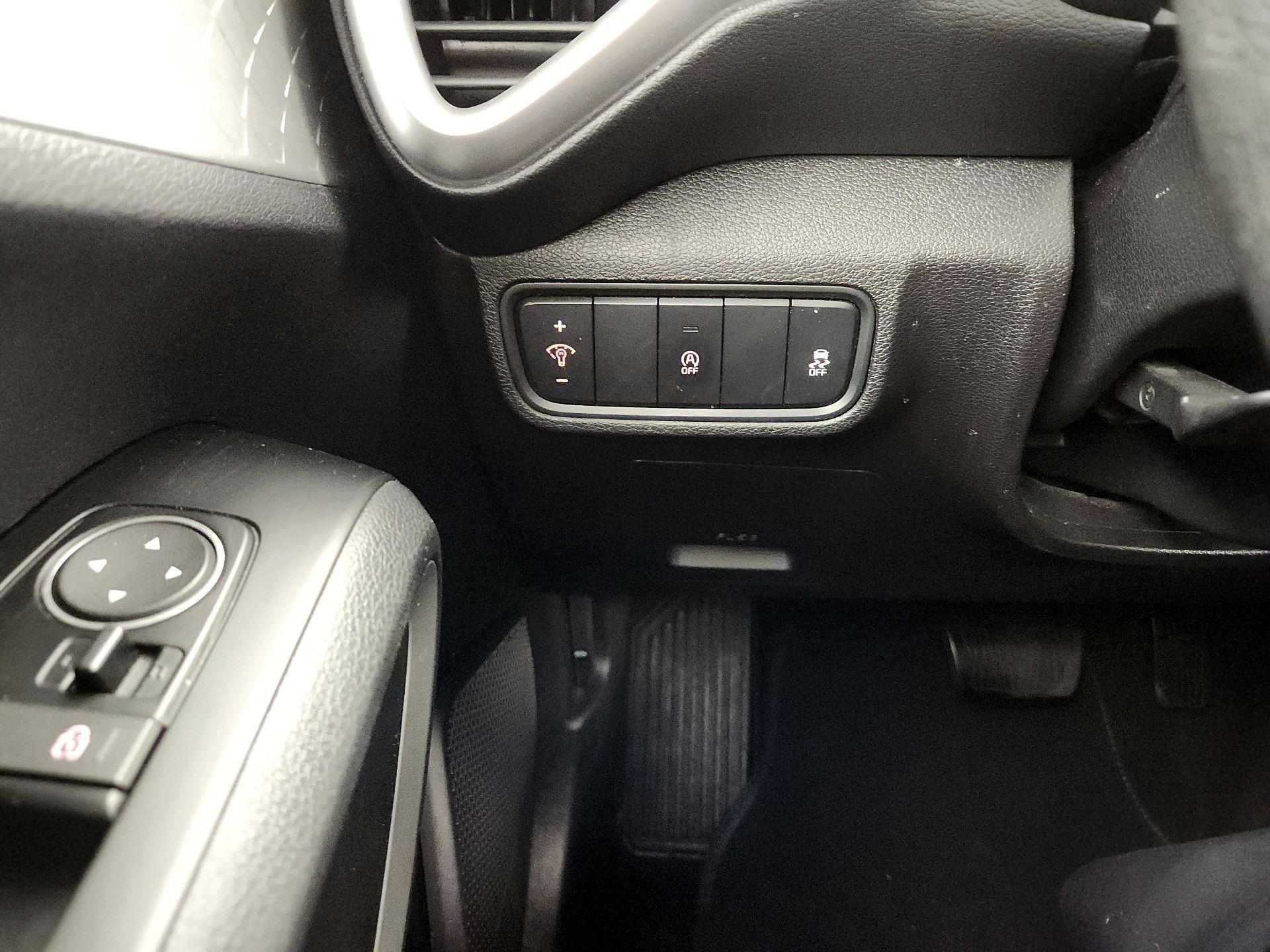 Thumbnail: 2020 Kia Soul - 11