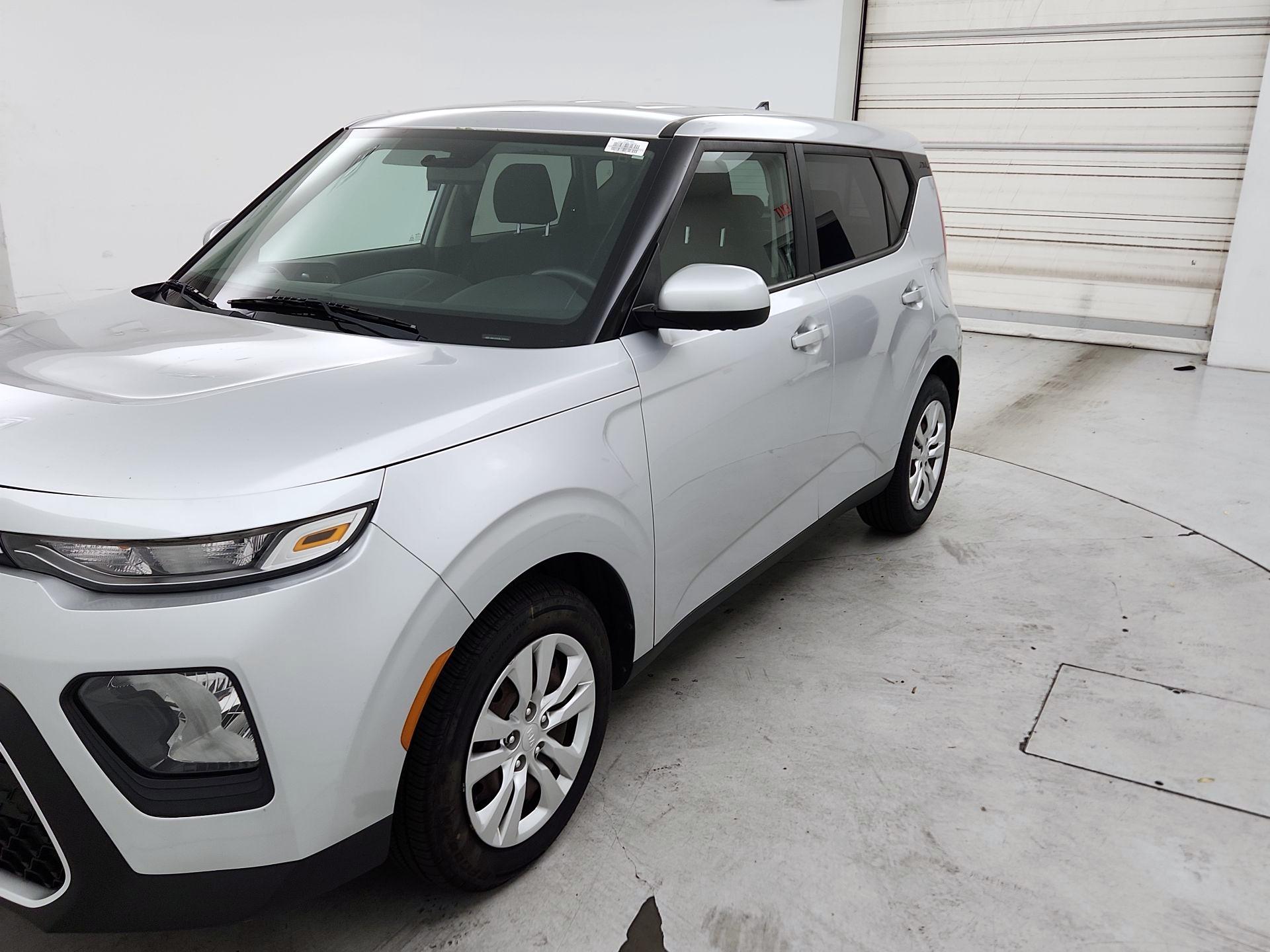 Thumbnail: 2020 Kia Soul - 3