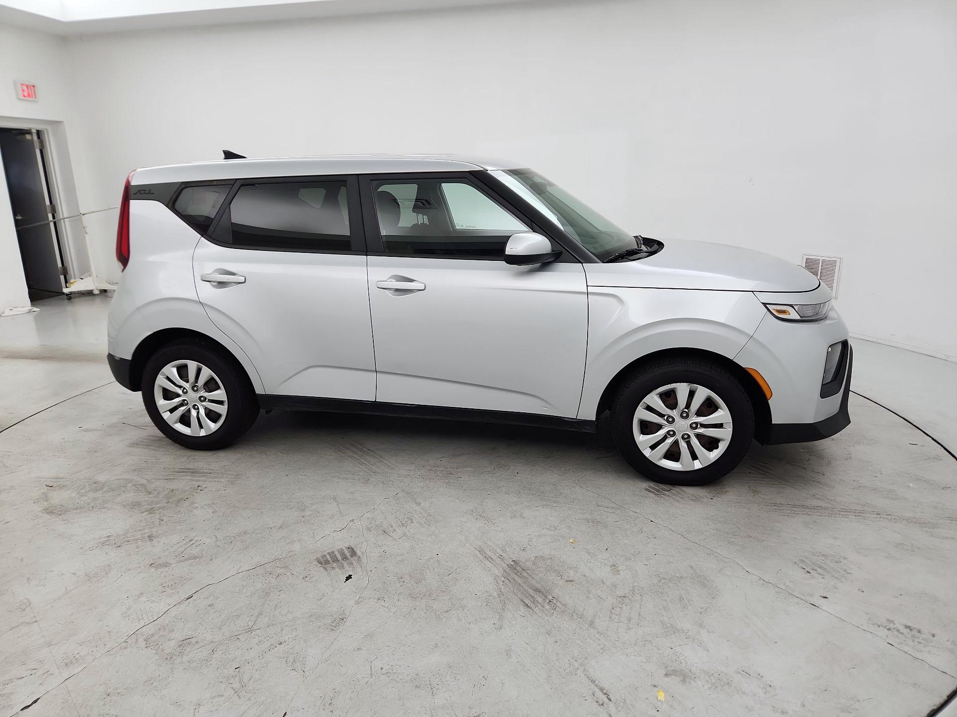 Thumbnail: 2020 Kia Soul - 4