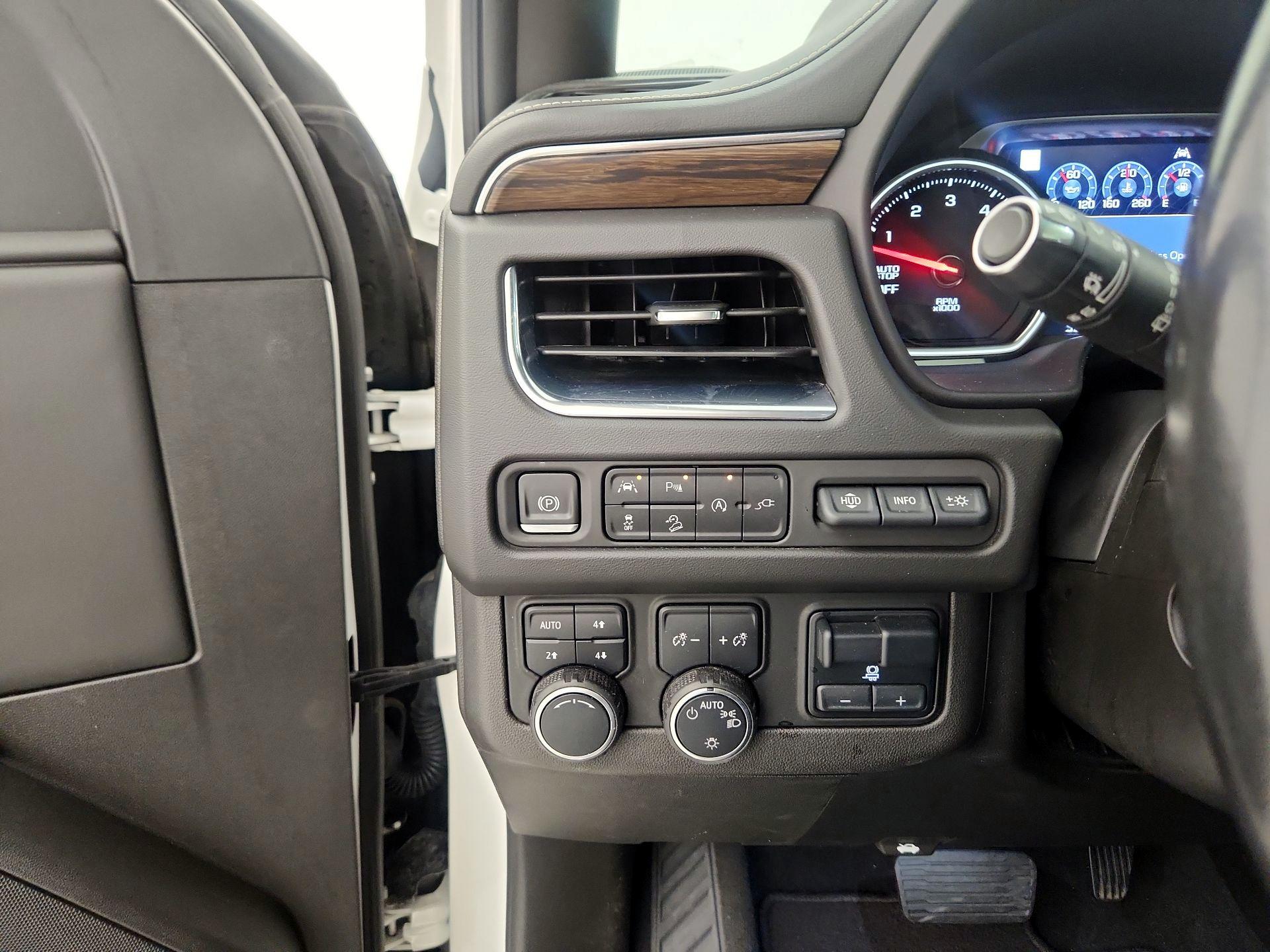 Thumbnail: 2021 Chevrolet Tahoe - 13