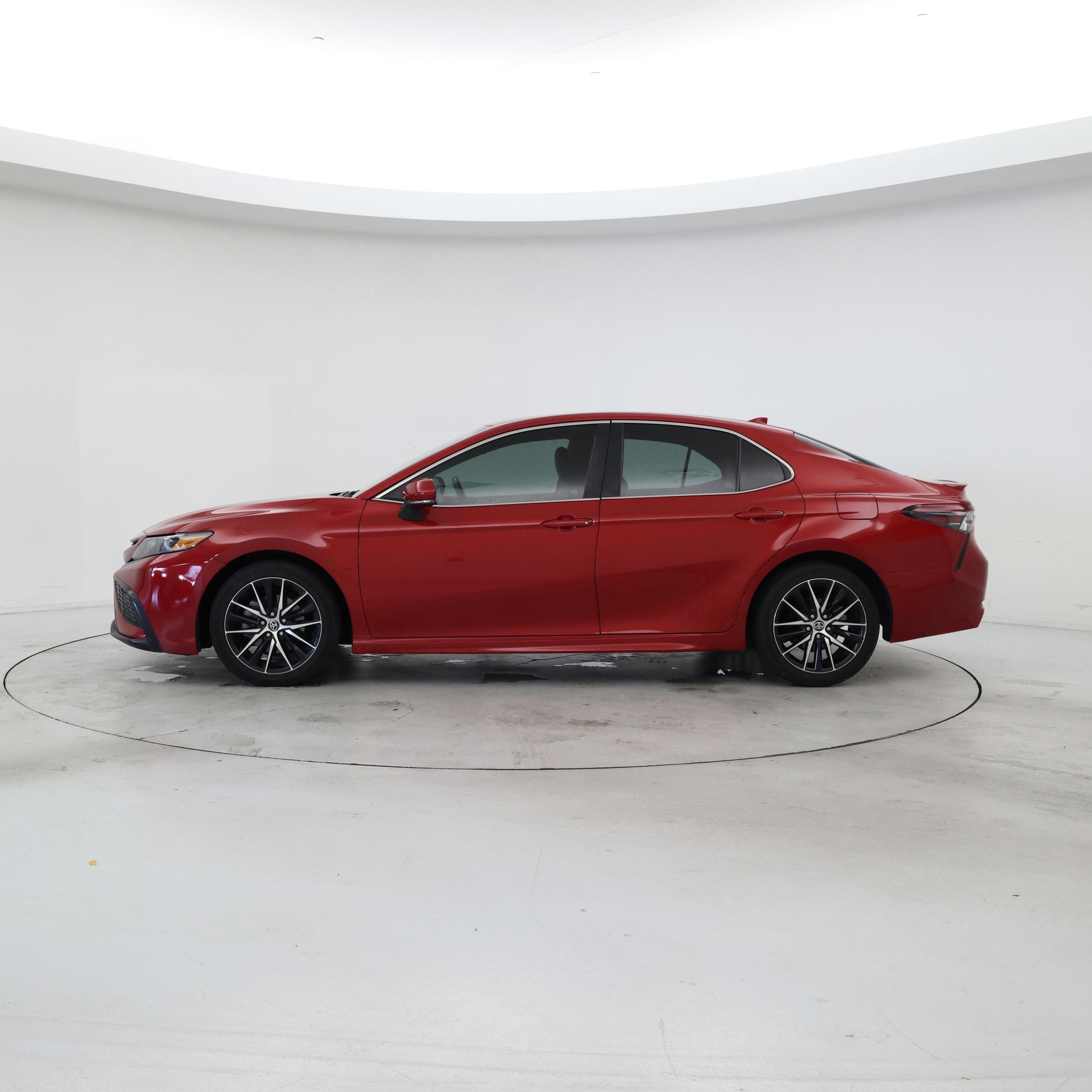 Thumbnail: 2023 Toyota Camry - 3
