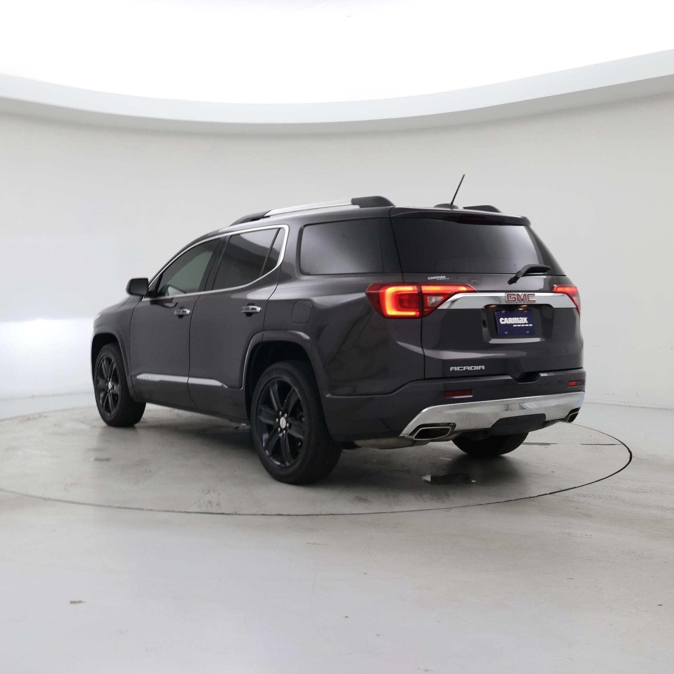 Thumbnail: 2017 GMC Acadia - 2