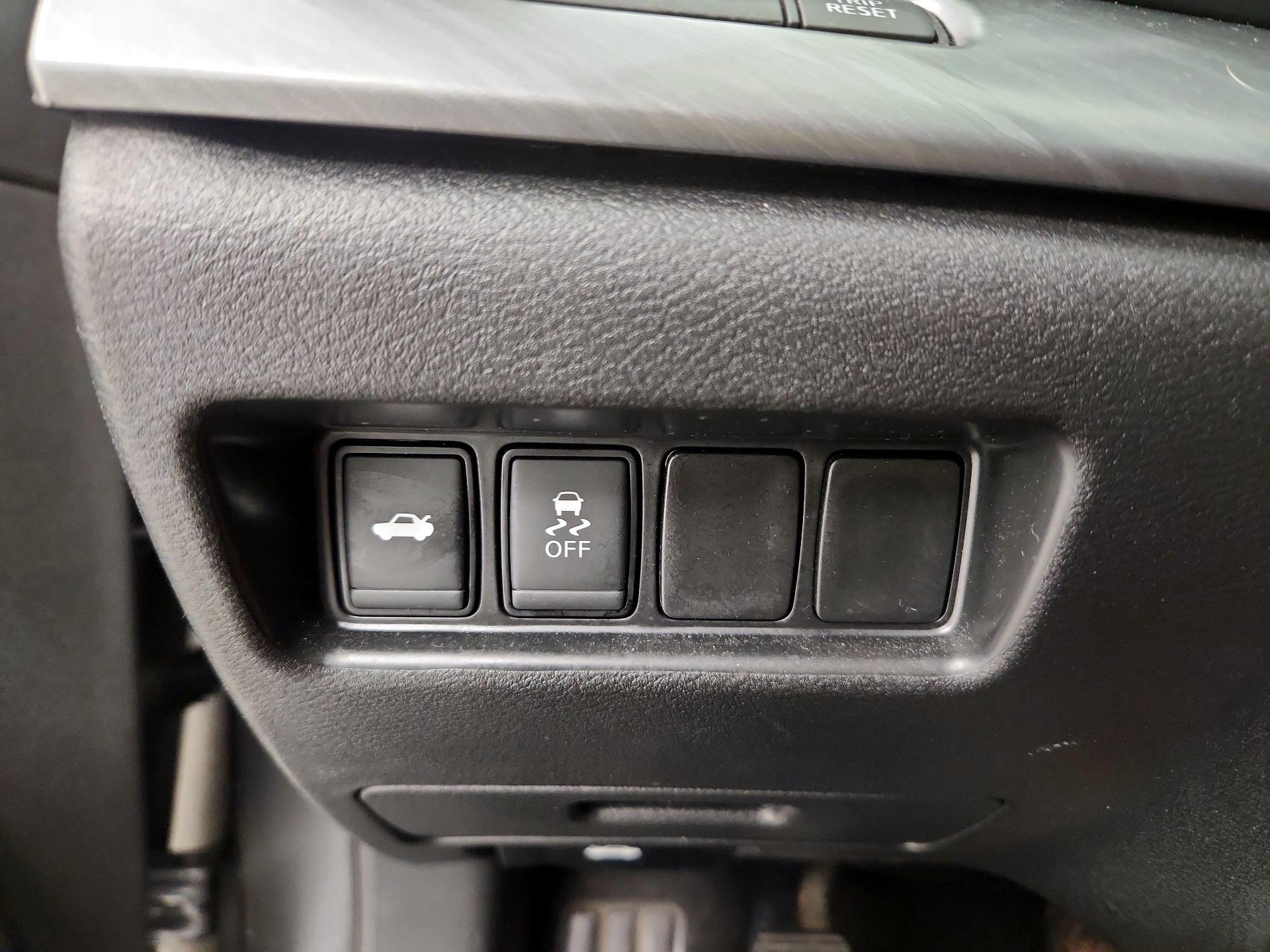 Thumbnail: 2018 Nissan Maxima - 11