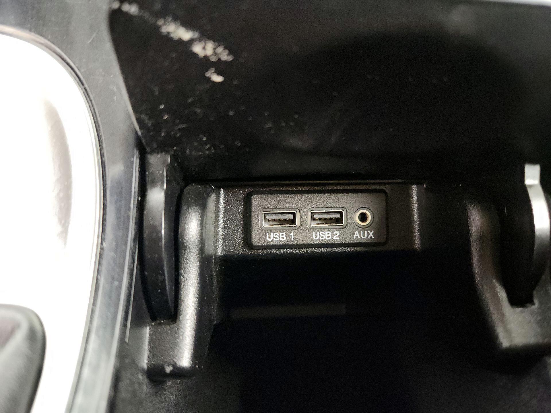 Thumbnail: 2018 Nissan Maxima - 16