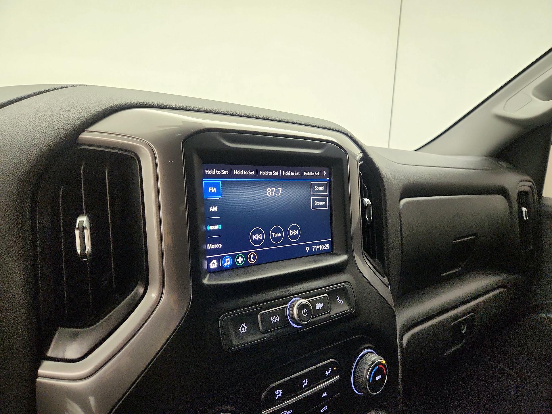 Thumbnail: 2019 Chevrolet Silverado 1500 - 15