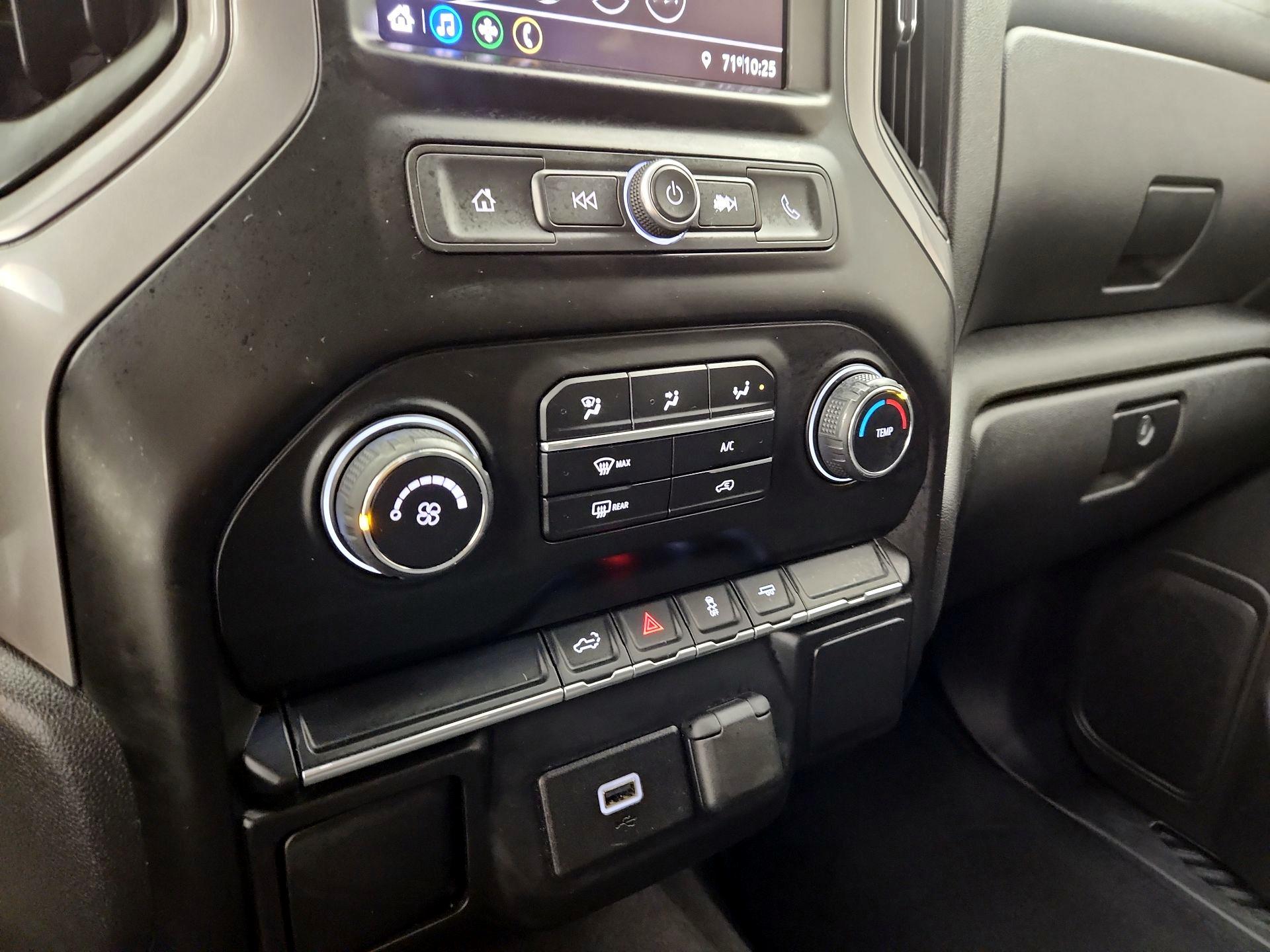 Thumbnail: 2019 Chevrolet Silverado 1500 - 16