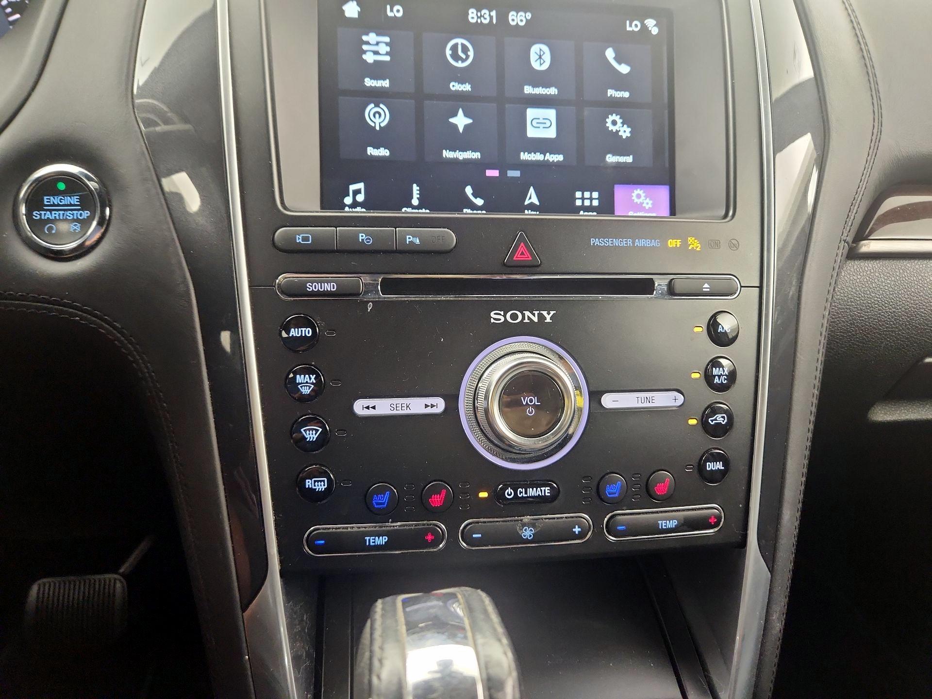 Thumbnail: 2018 Ford Explorer - 16