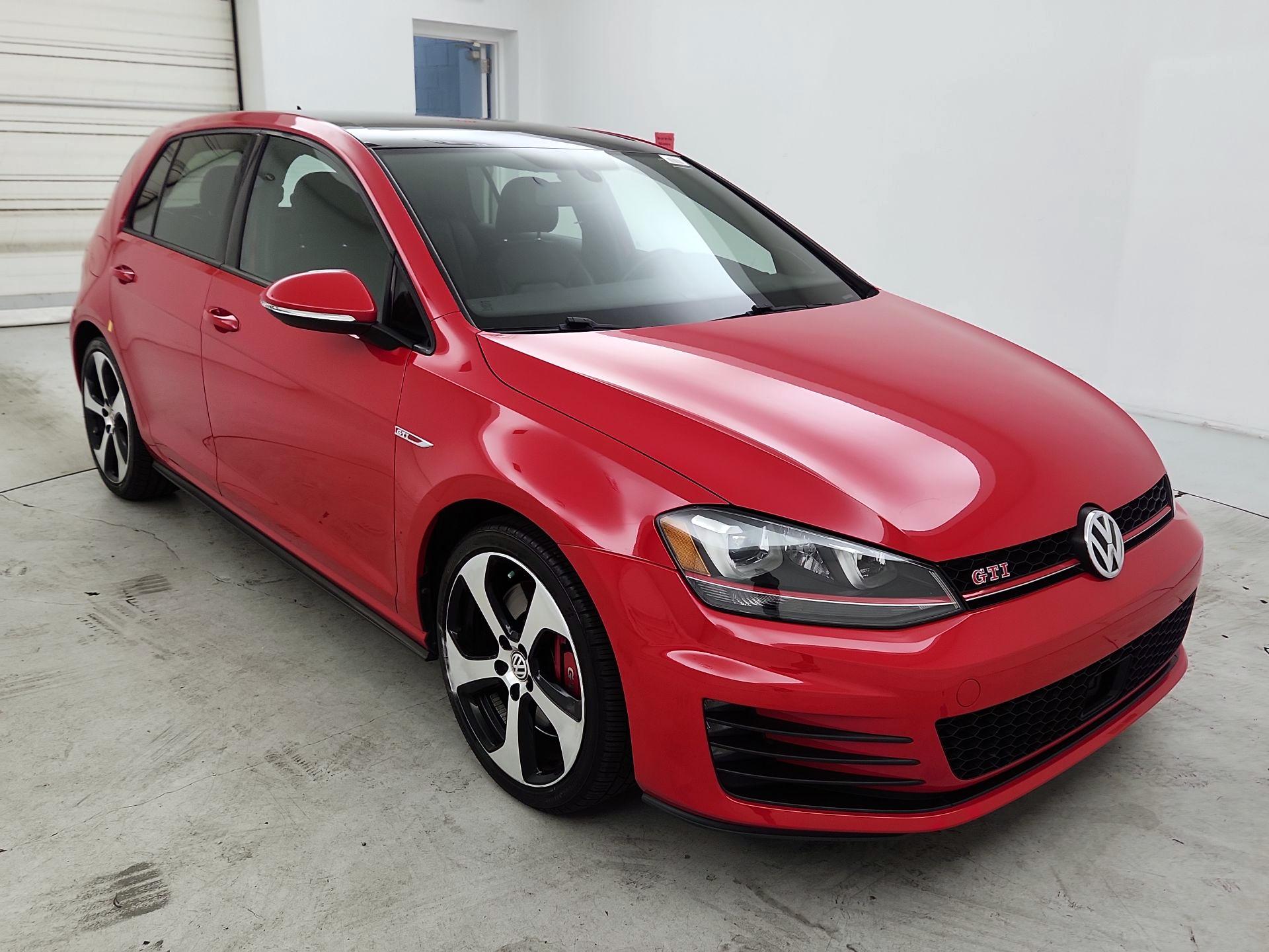 Thumbnail: 2017 Volkswagen Golf - 1