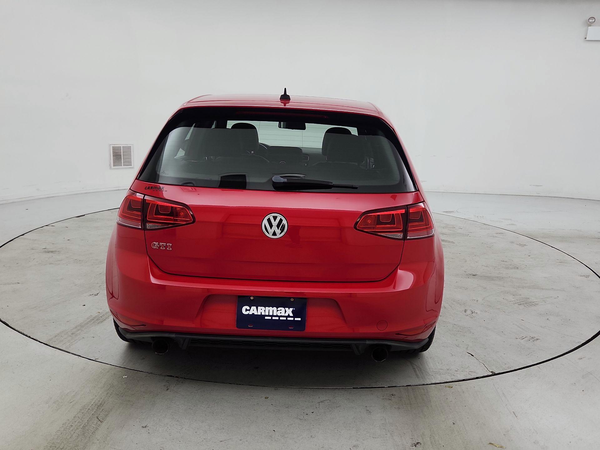 Thumbnail: 2017 Volkswagen Golf - 6