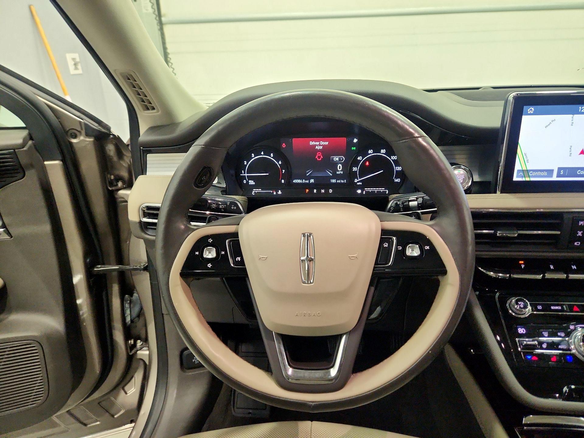 Thumbnail: 2020 Lincoln Corsair - 10