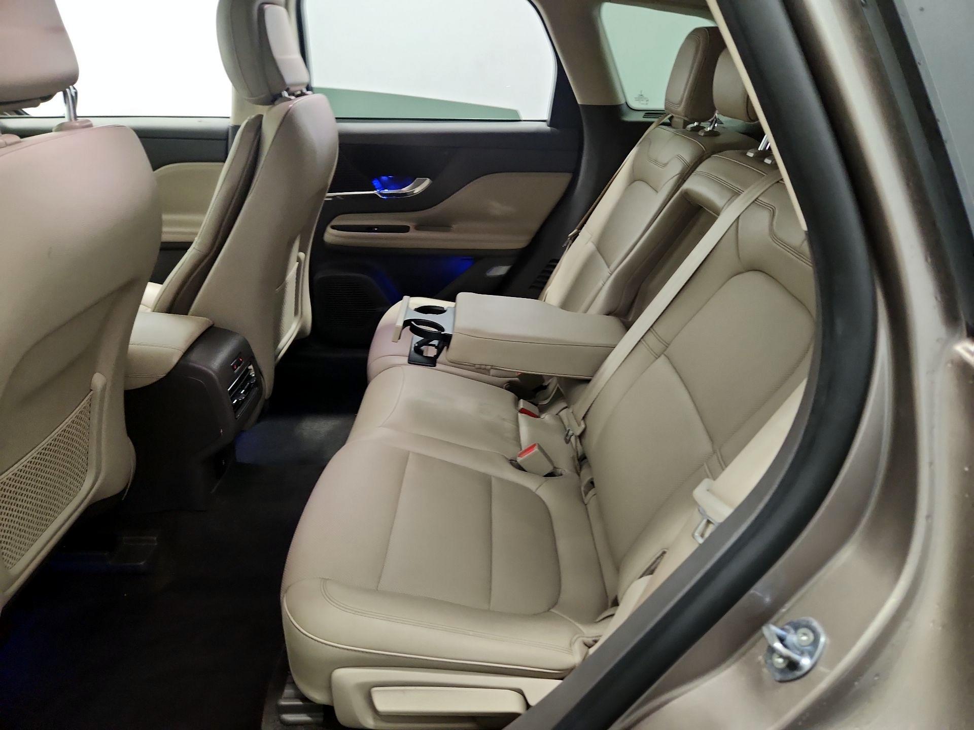 Thumbnail: 2020 Lincoln Corsair - 20