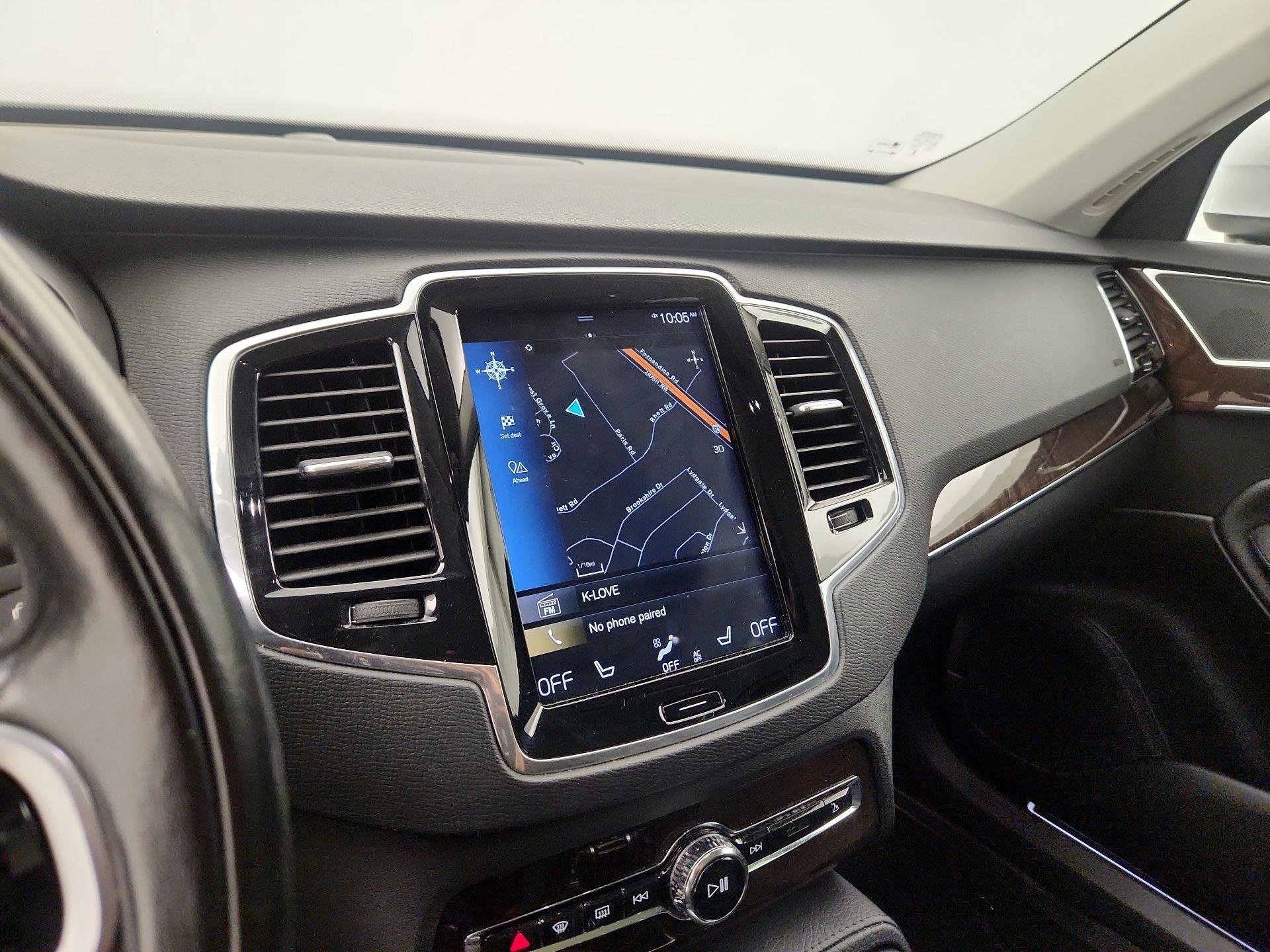 Thumbnail: 2018 Volvo XC90 - 14