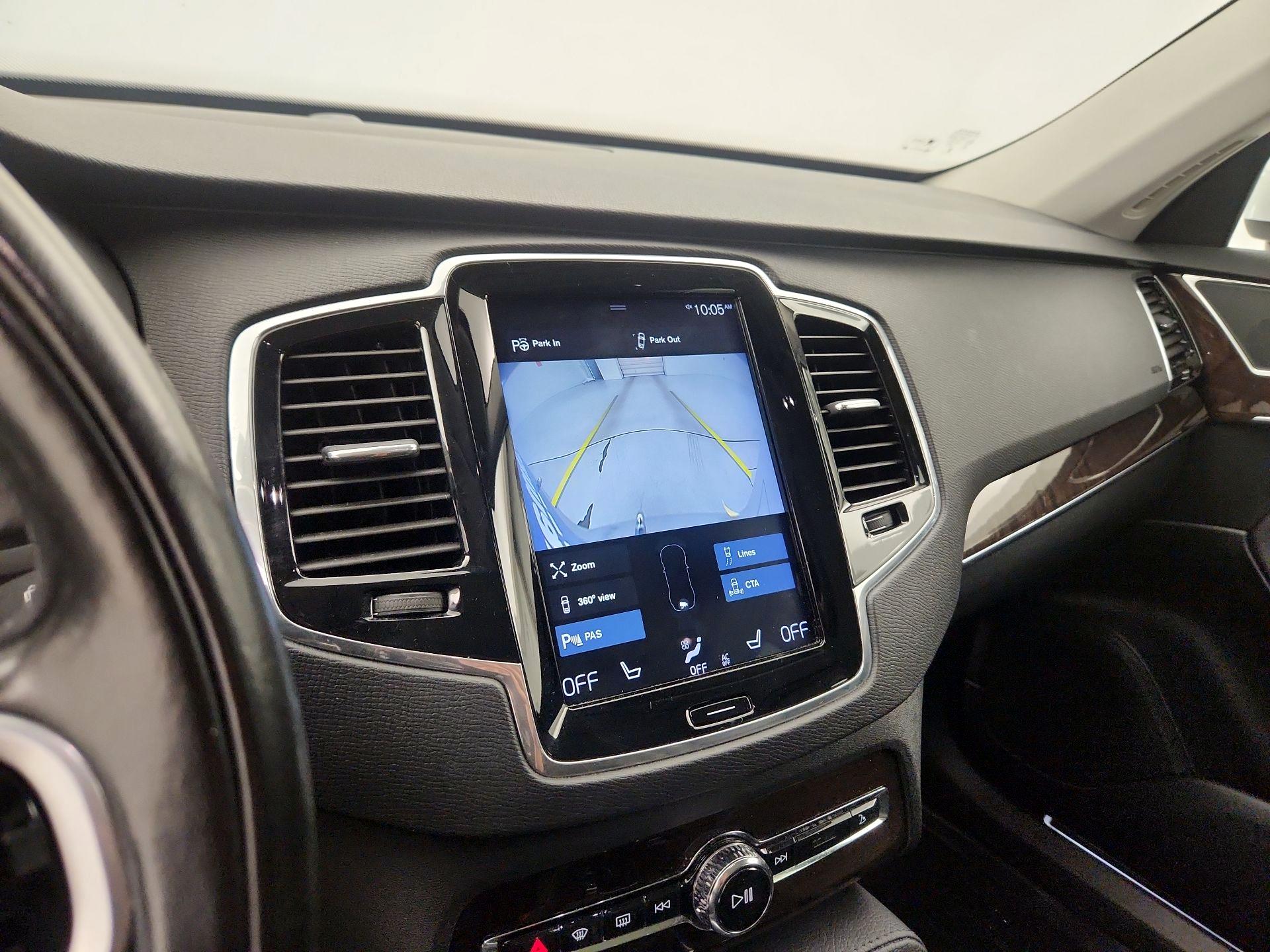 Thumbnail: 2018 Volvo XC90 - 15