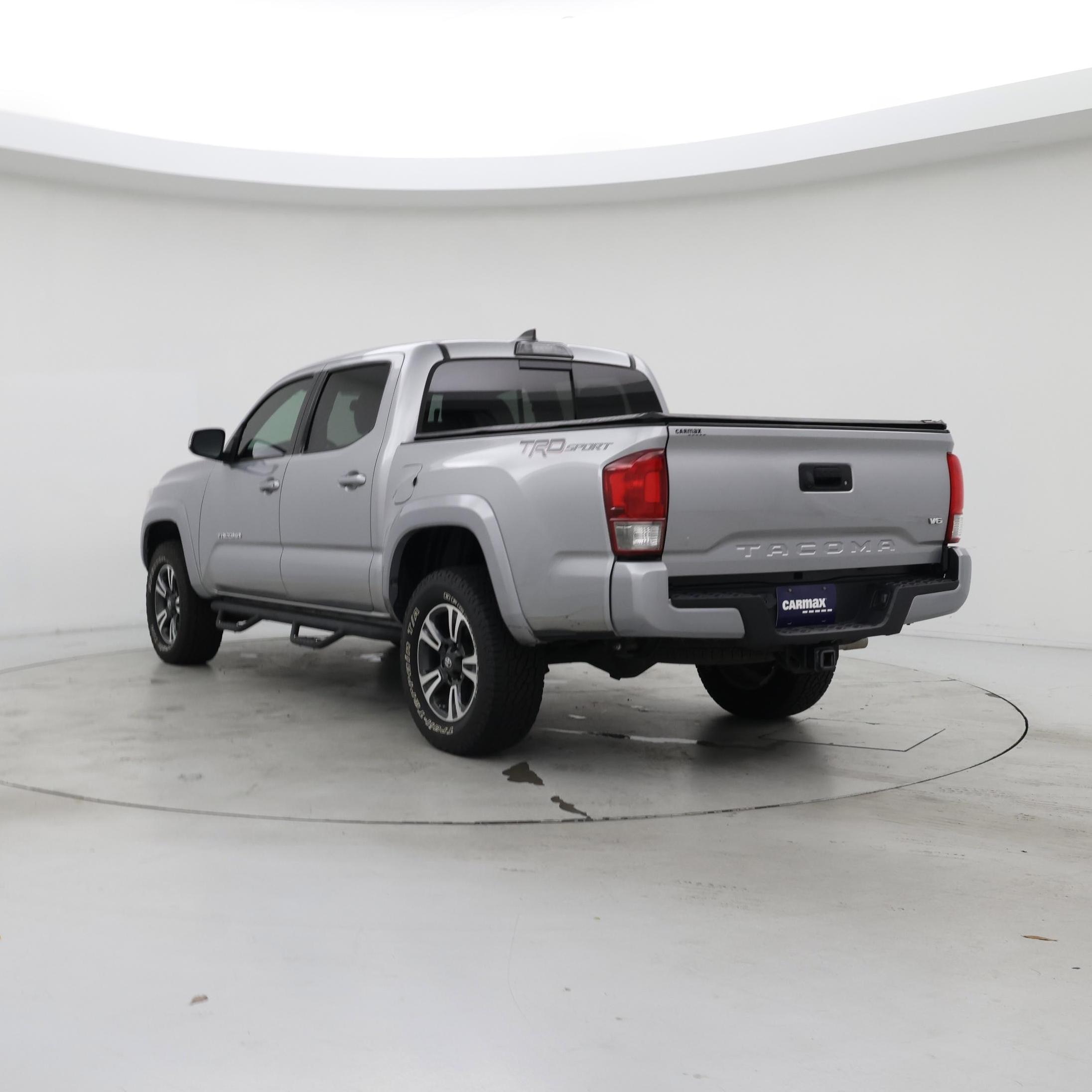 Thumbnail: 2017 Toyota Tacoma - 2