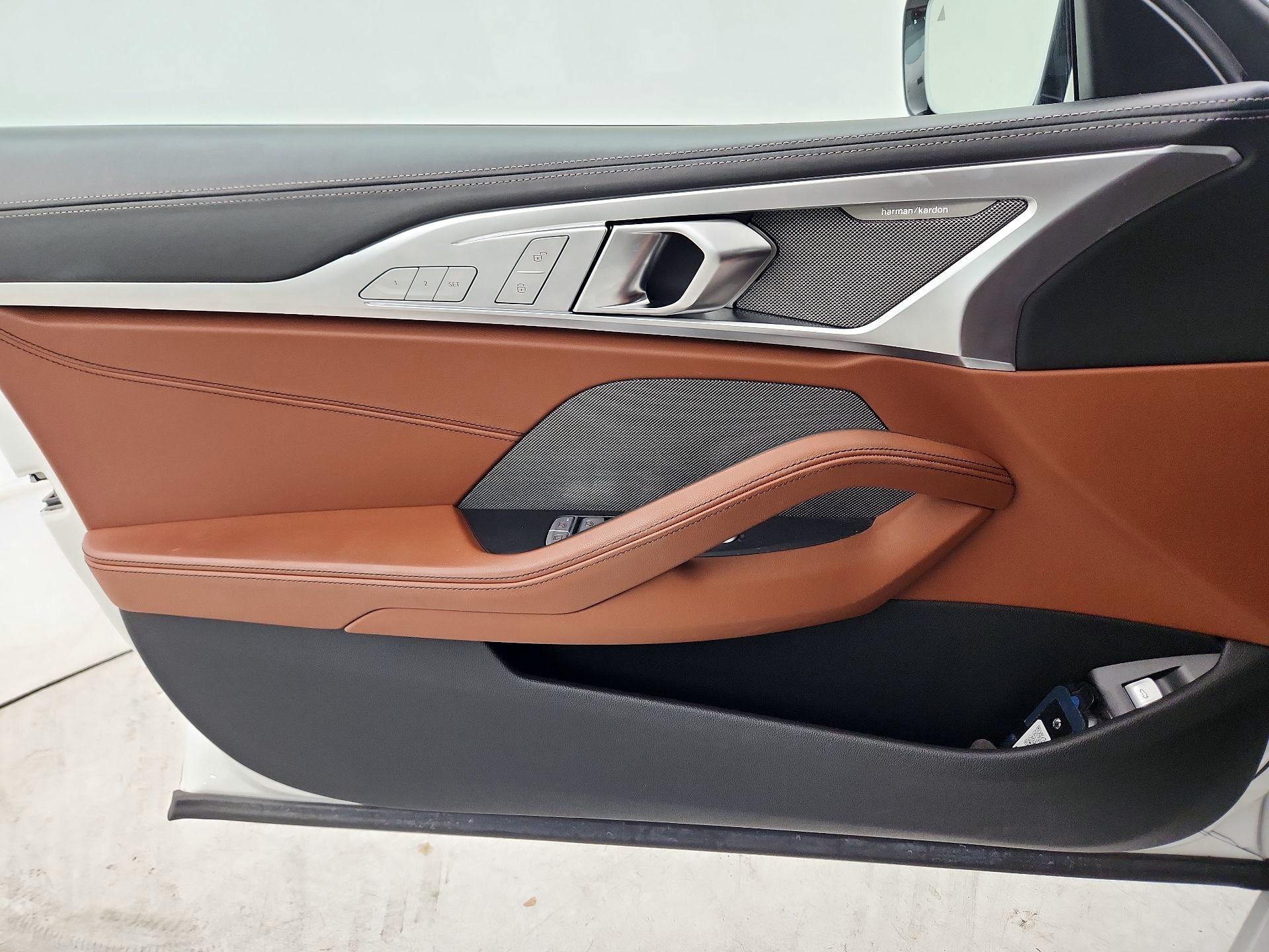 Thumbnail: 2020 BMW 8 Series - 12