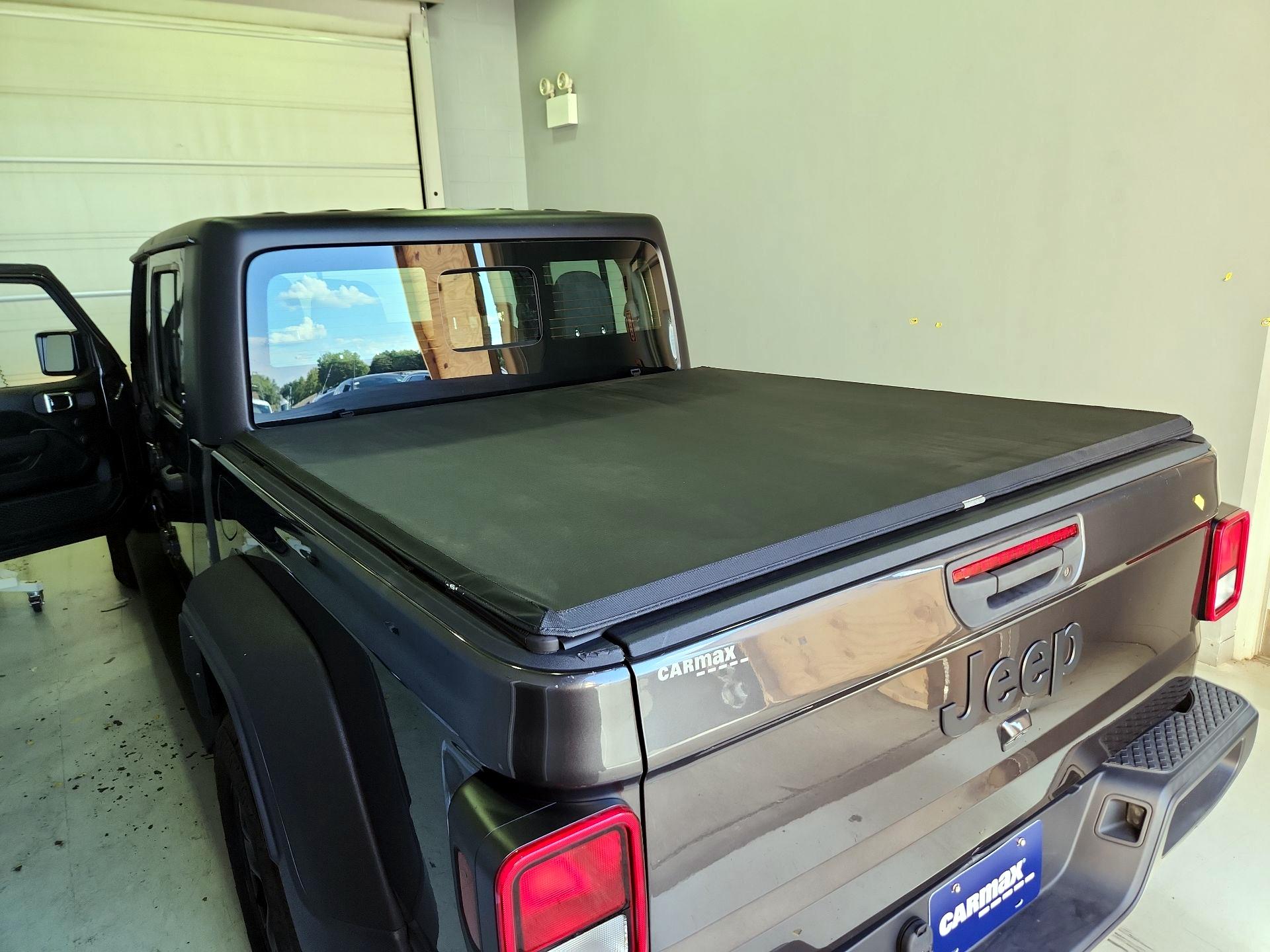 Thumbnail: 2023 Jeep Gladiator - 20