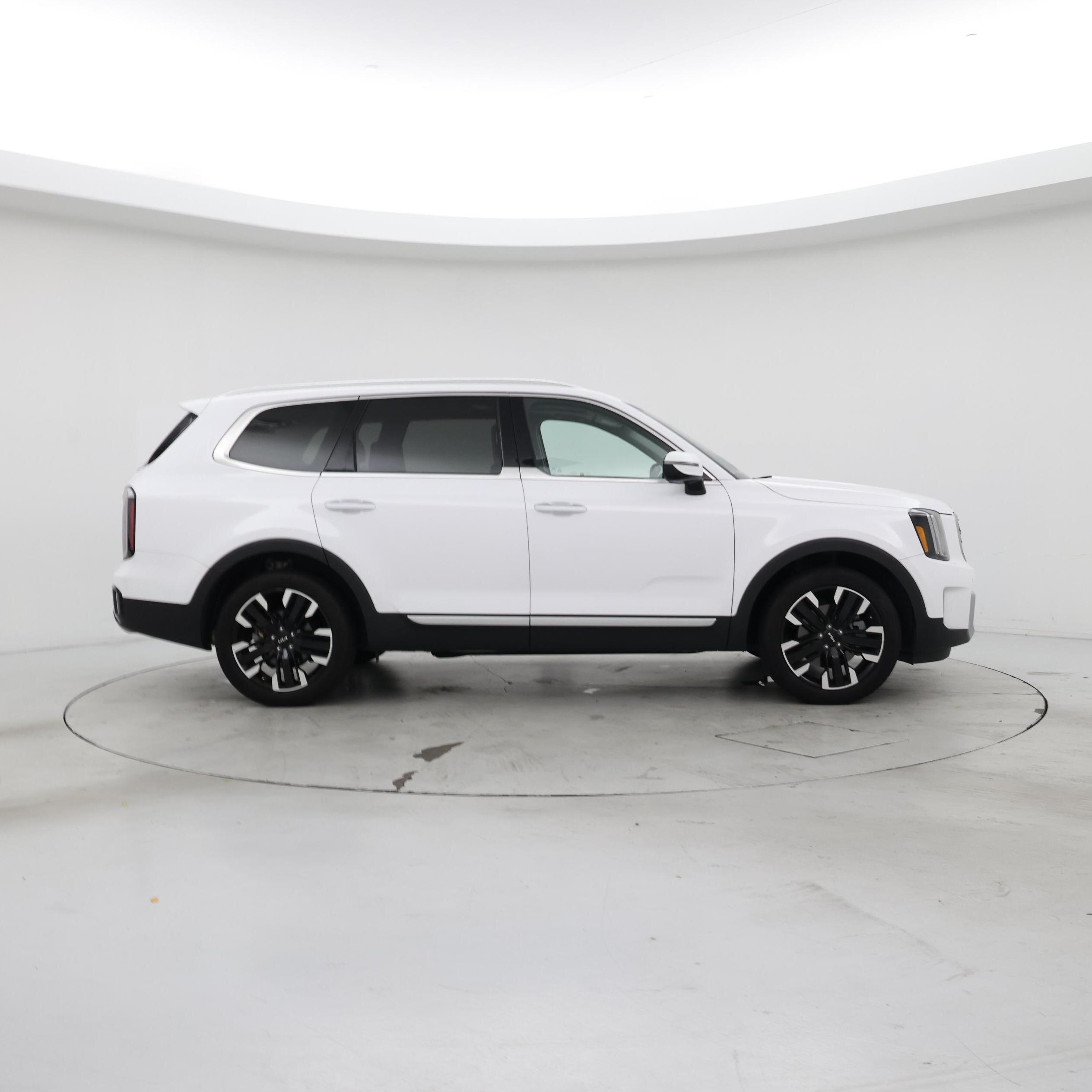 Thumbnail: 2023 Kia Telluride - 7