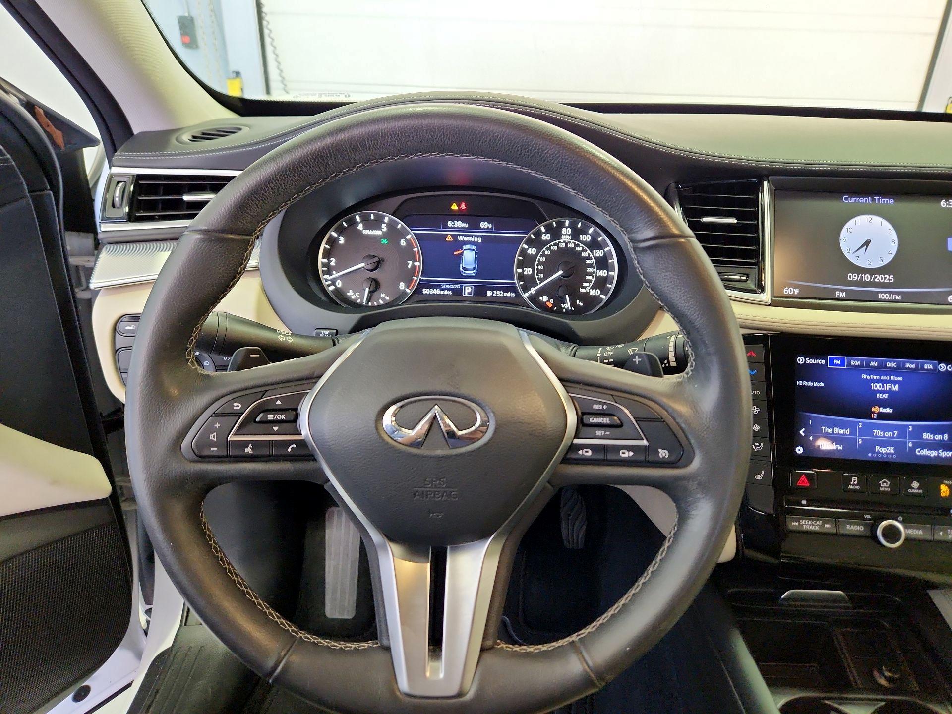Thumbnail: 2019 INFINITI QX50 - 10