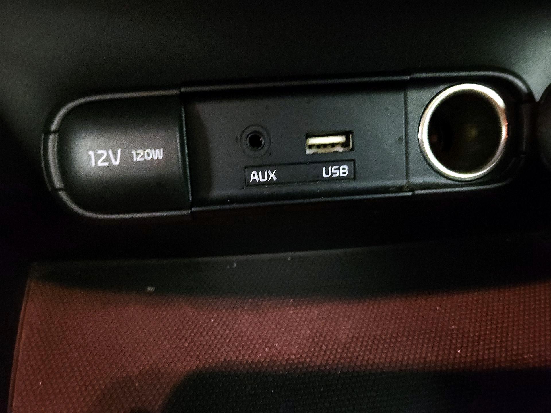Thumbnail: 2017 Kia Soul - 17