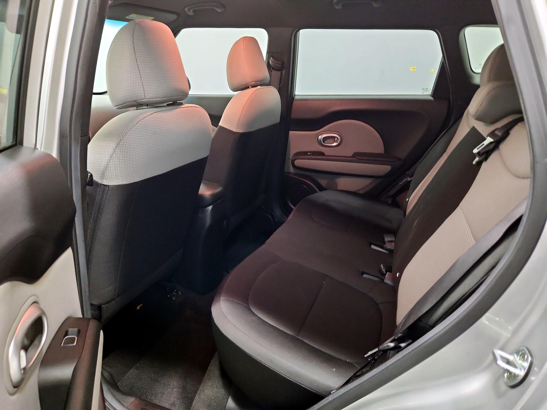 Thumbnail: 2017 Kia Soul - 18