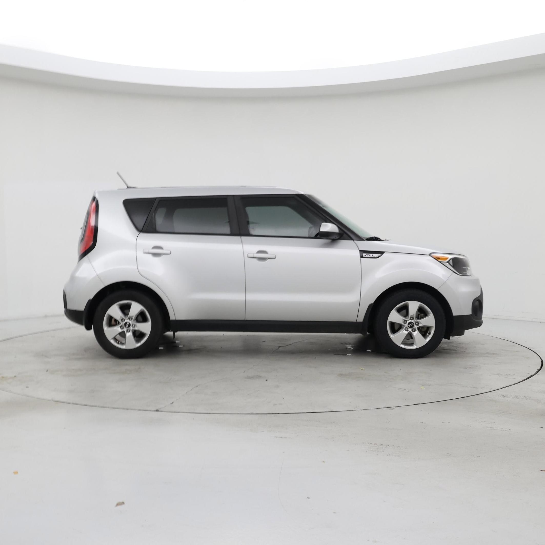 Thumbnail: 2017 Kia Soul - 7