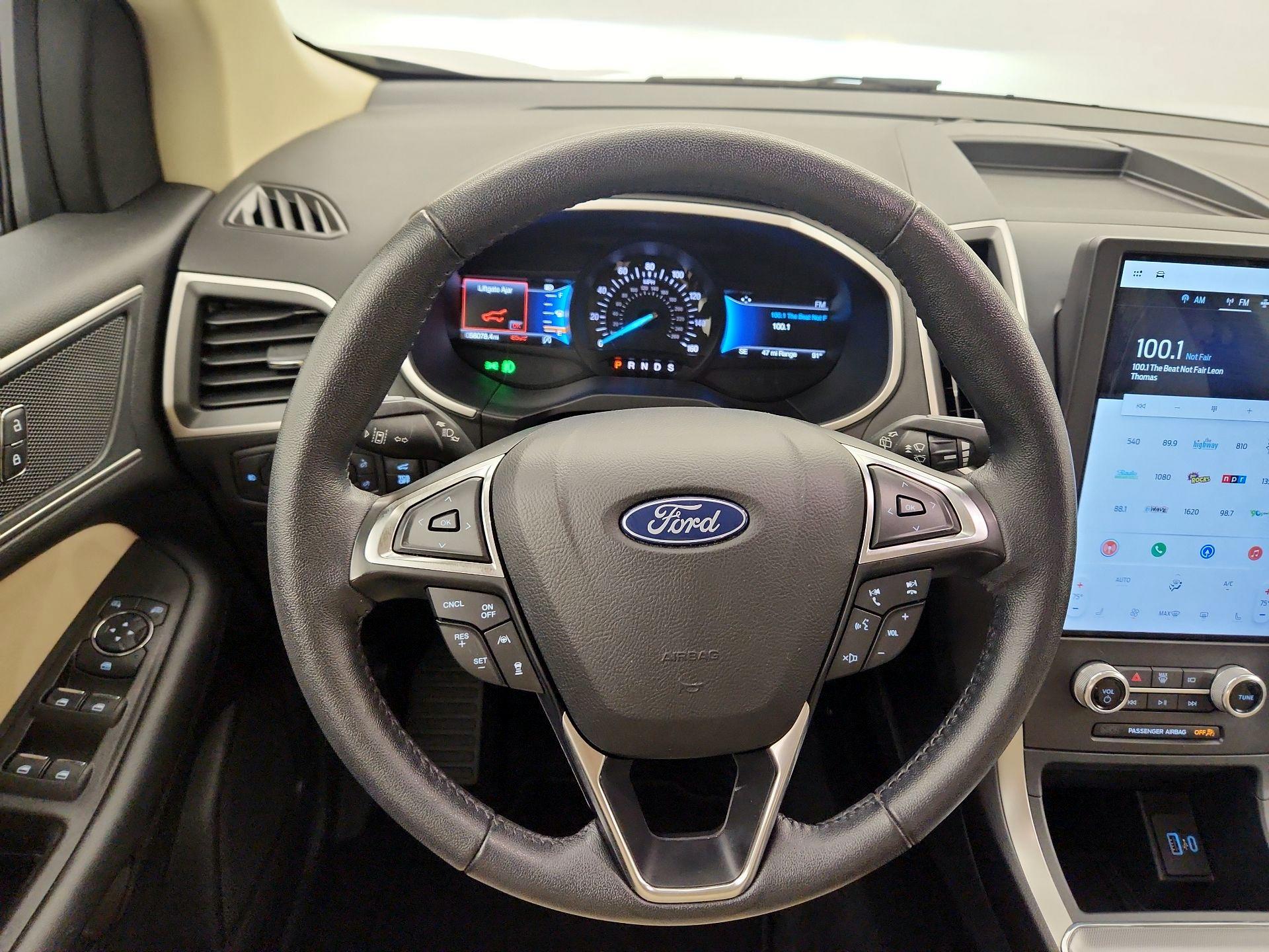 Thumbnail: 2021 Ford Edge - 10