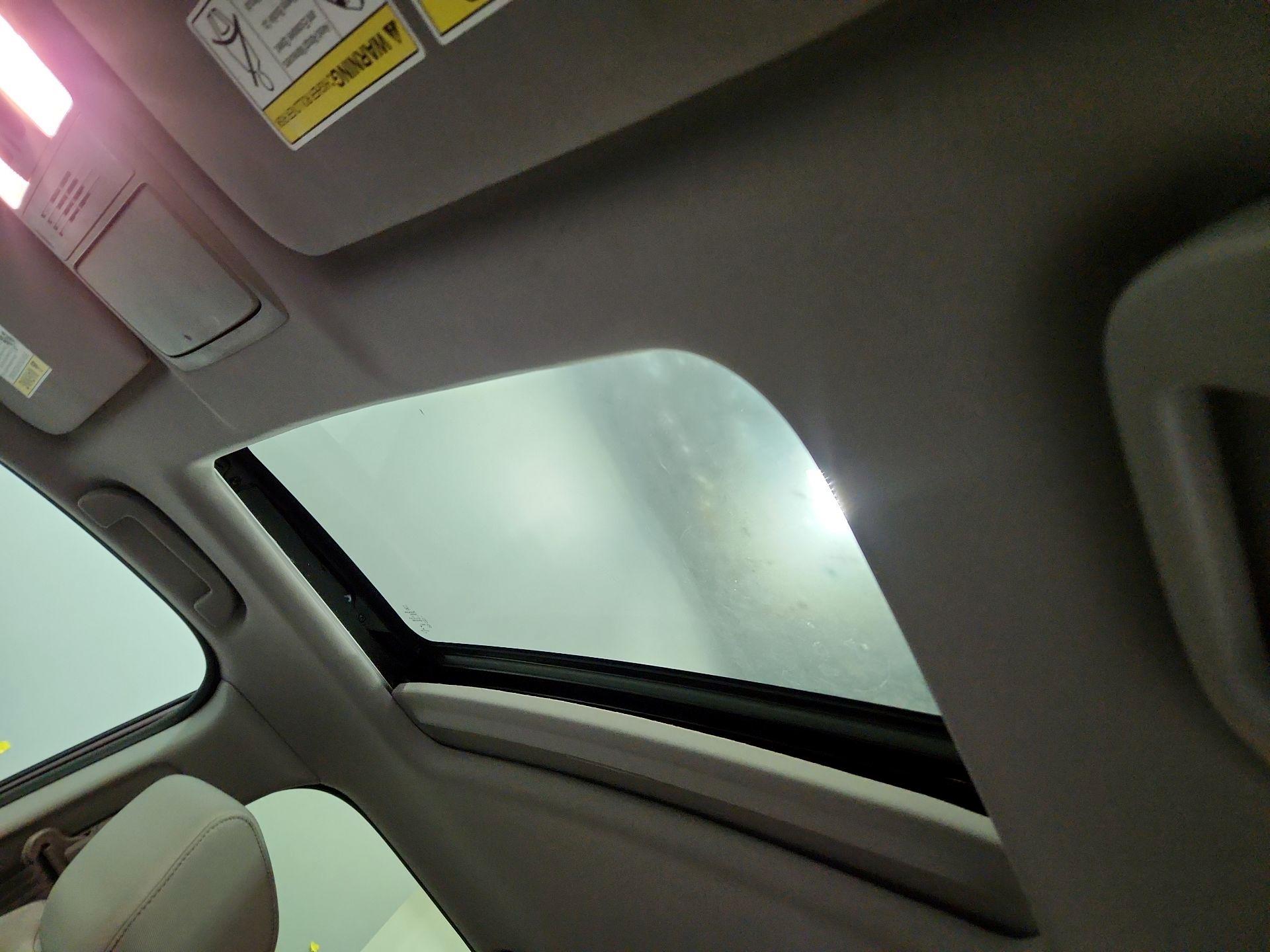 Thumbnail: 2019 Honda CR-V - 18