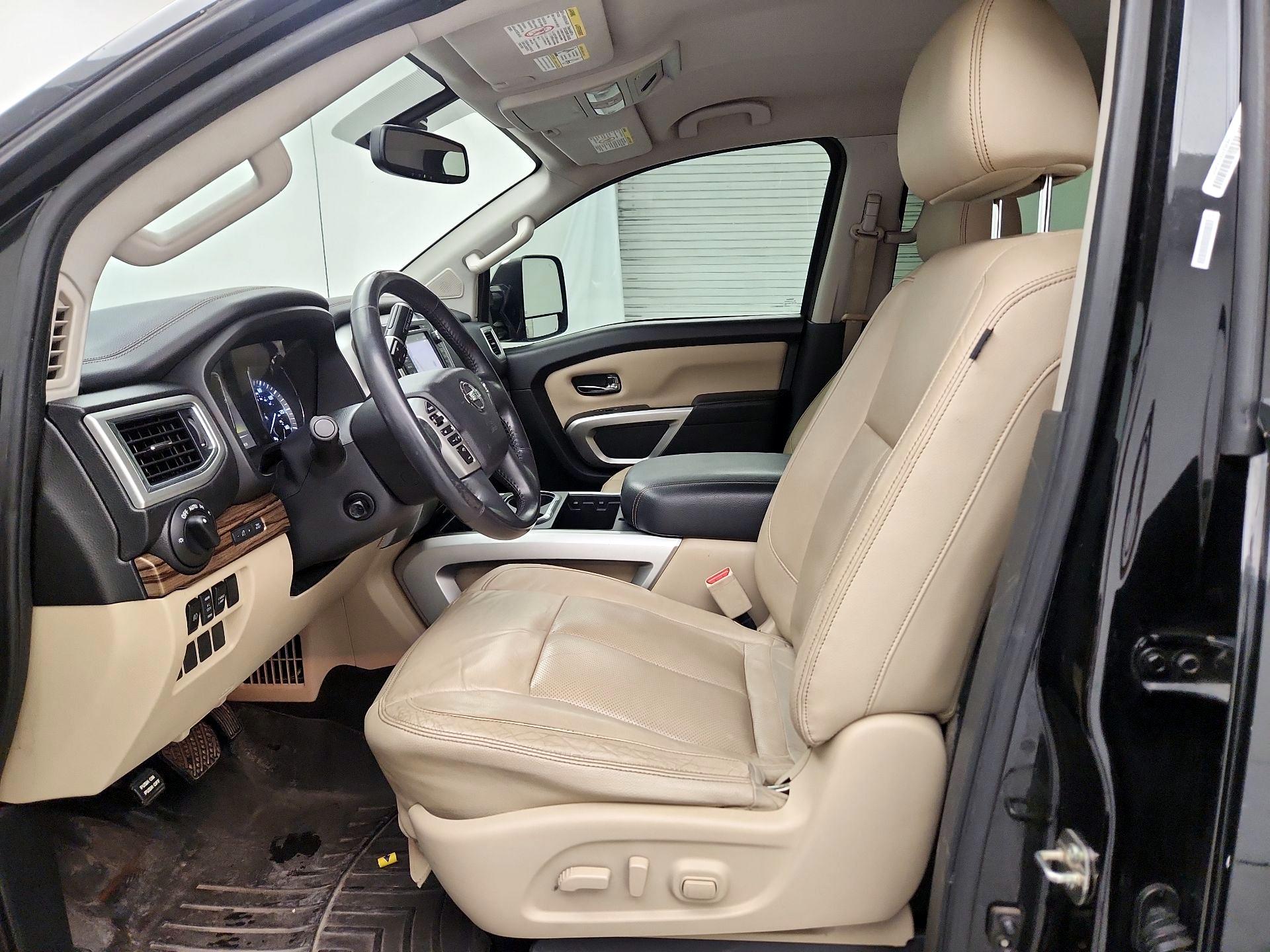 Thumbnail: 2017 Nissan Titan - 11