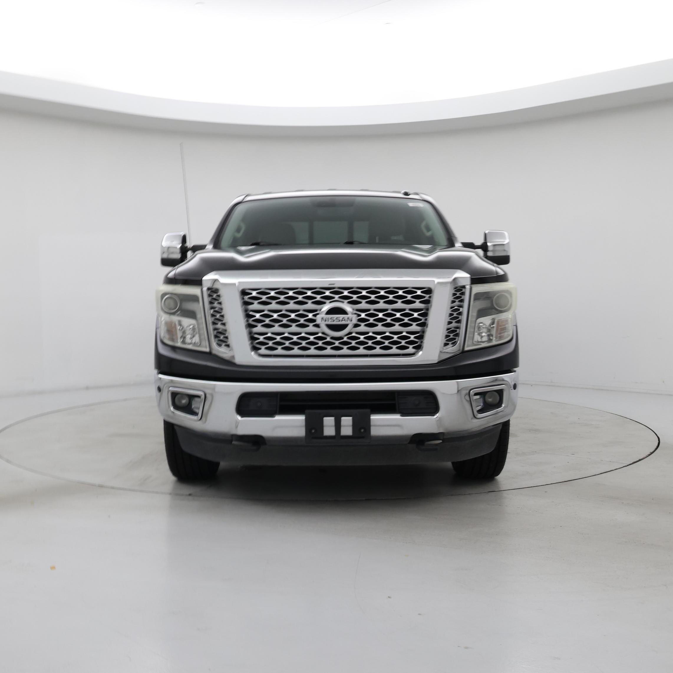 Thumbnail: 2017 Nissan Titan - 5