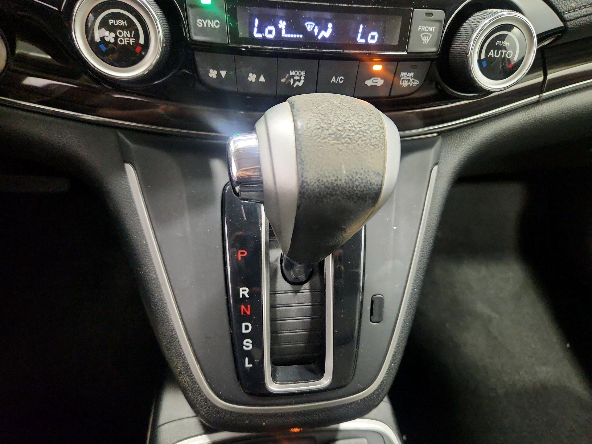 Thumbnail: 2015 Honda CR-V - 17