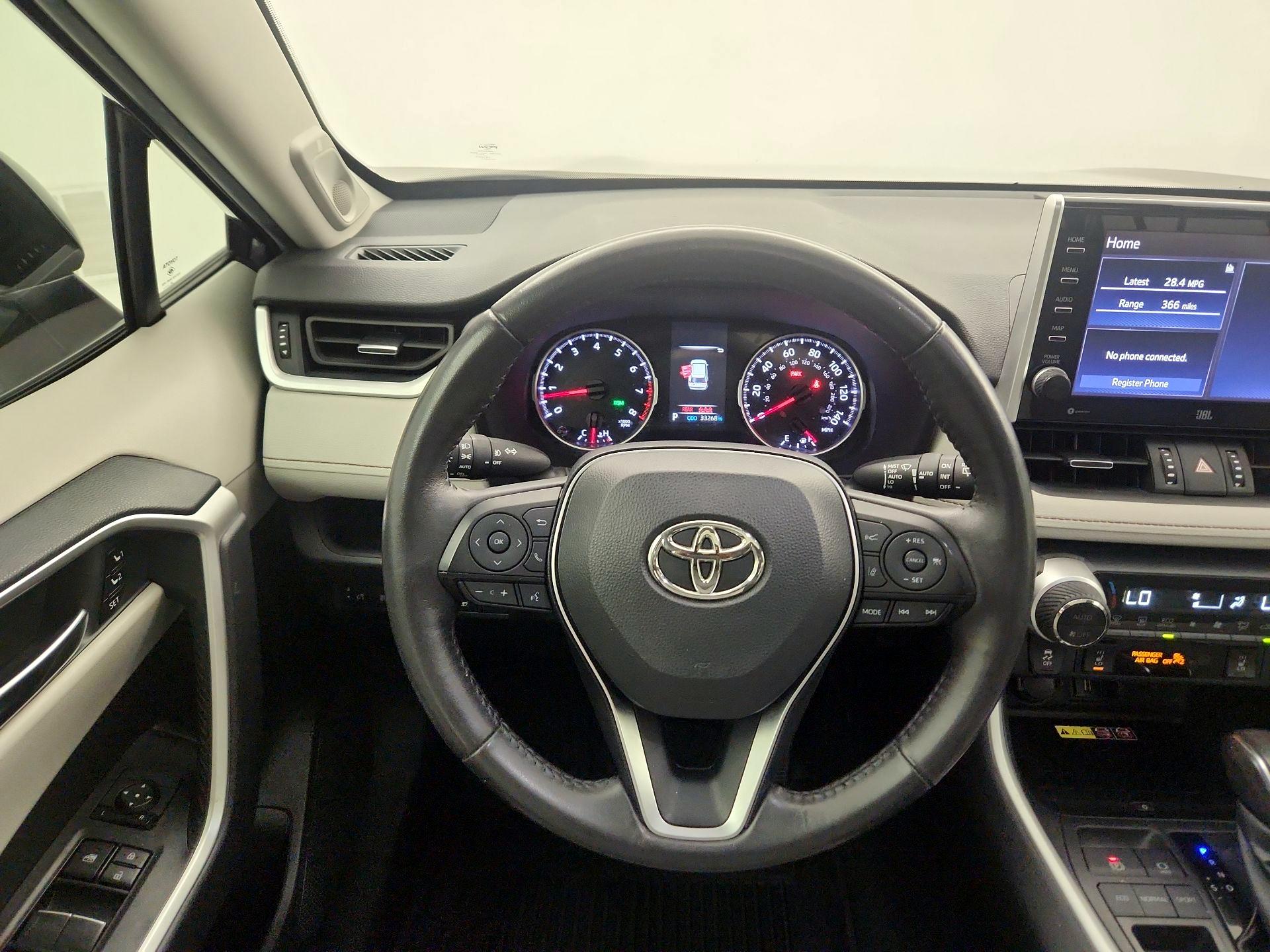 Thumbnail: 2022 Toyota RAV4 - 10