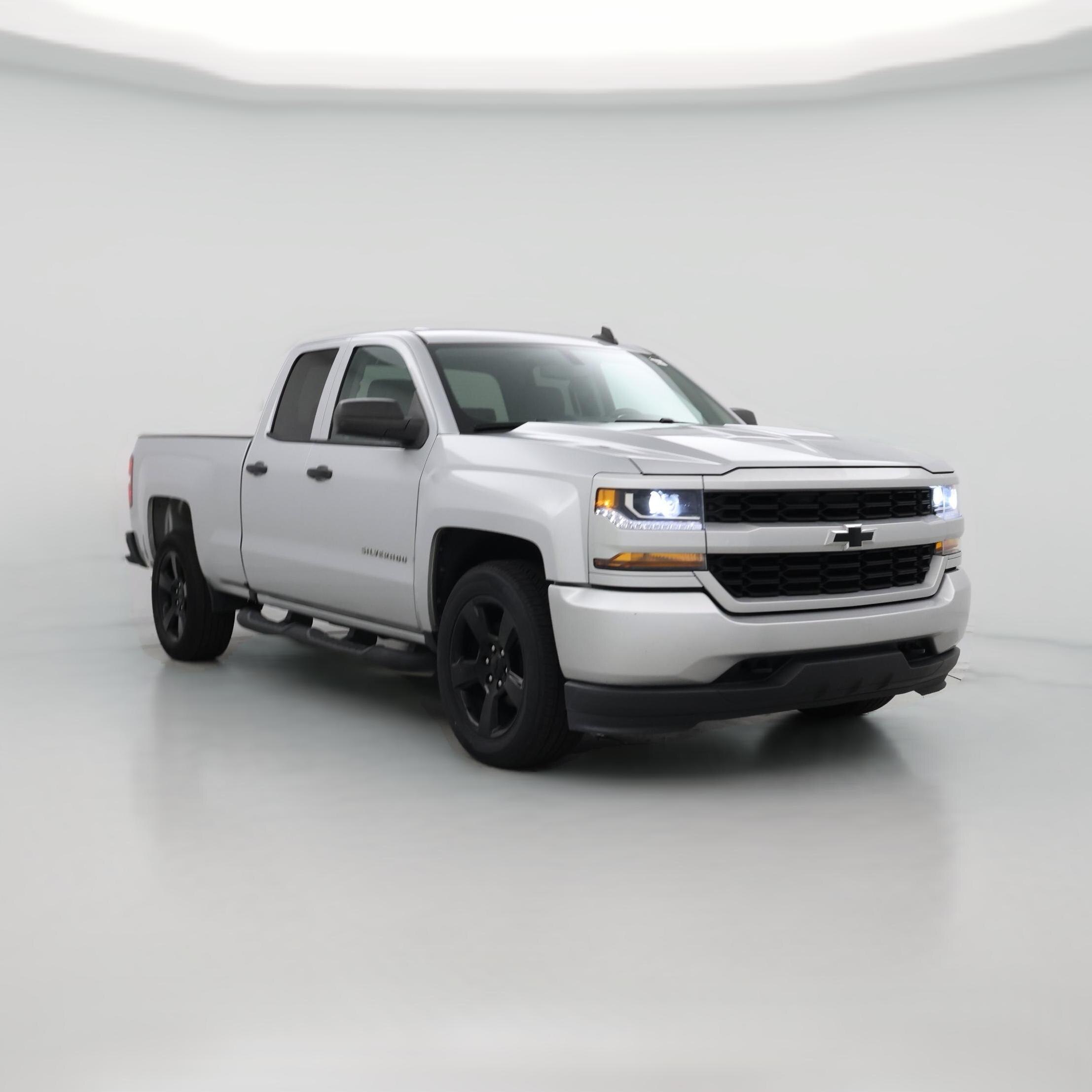 Thumbnail: 2018 Chevrolet Silverado 1500 - 1