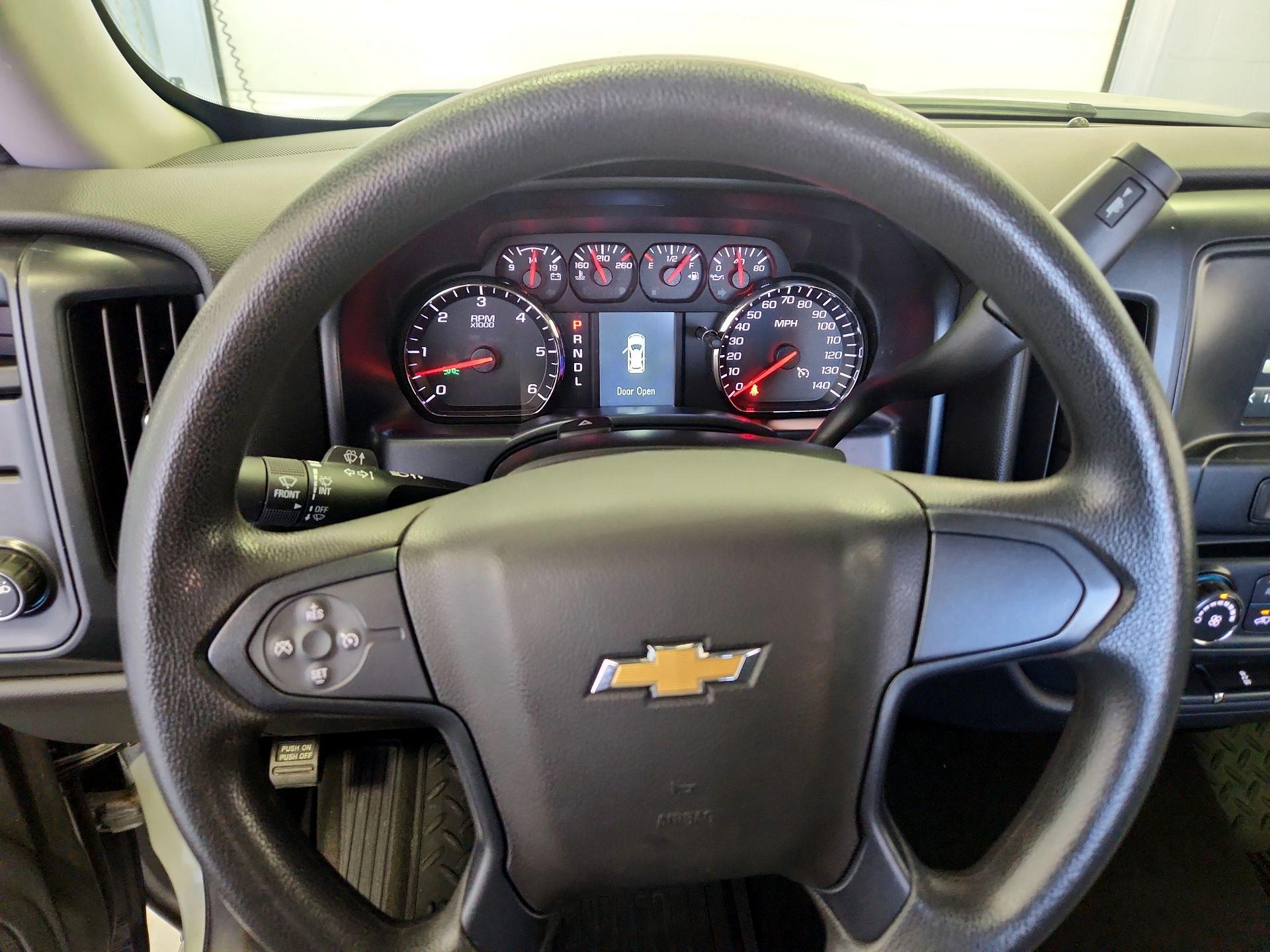 Thumbnail: 2018 Chevrolet Silverado 1500 - 10