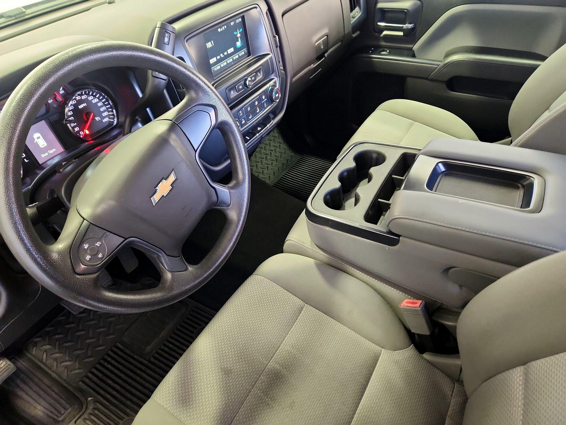 Thumbnail: 2018 Chevrolet Silverado 1500 - 11