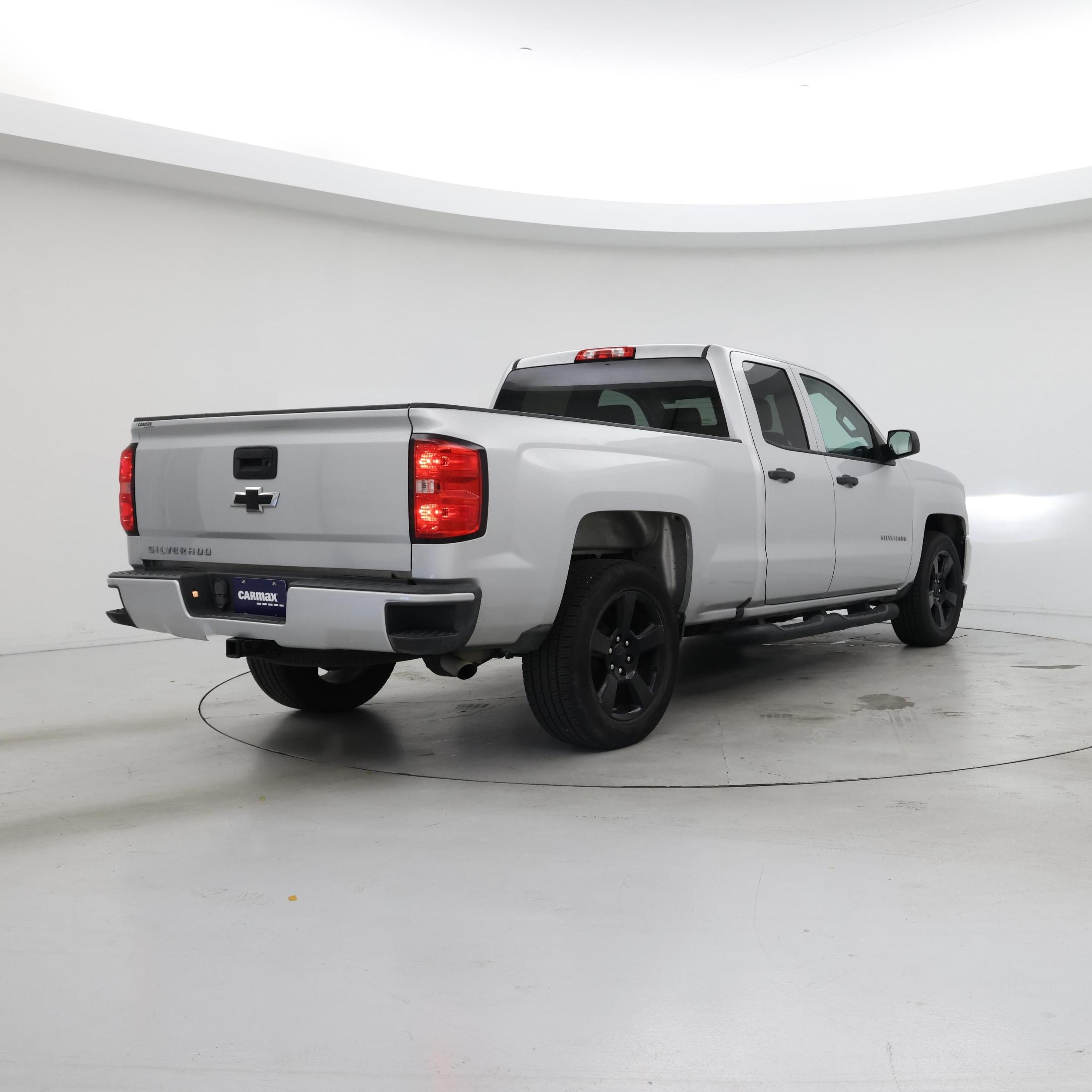 Thumbnail: 2018 Chevrolet Silverado 1500 - 8