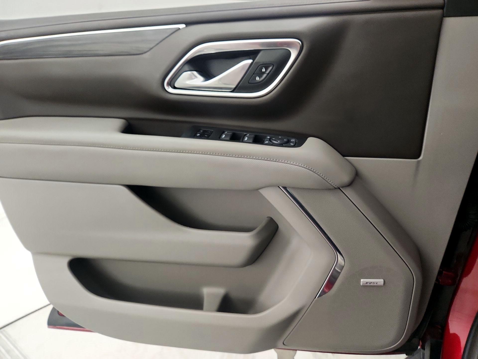 Thumbnail: 2022 GMC Yukon XL - 12