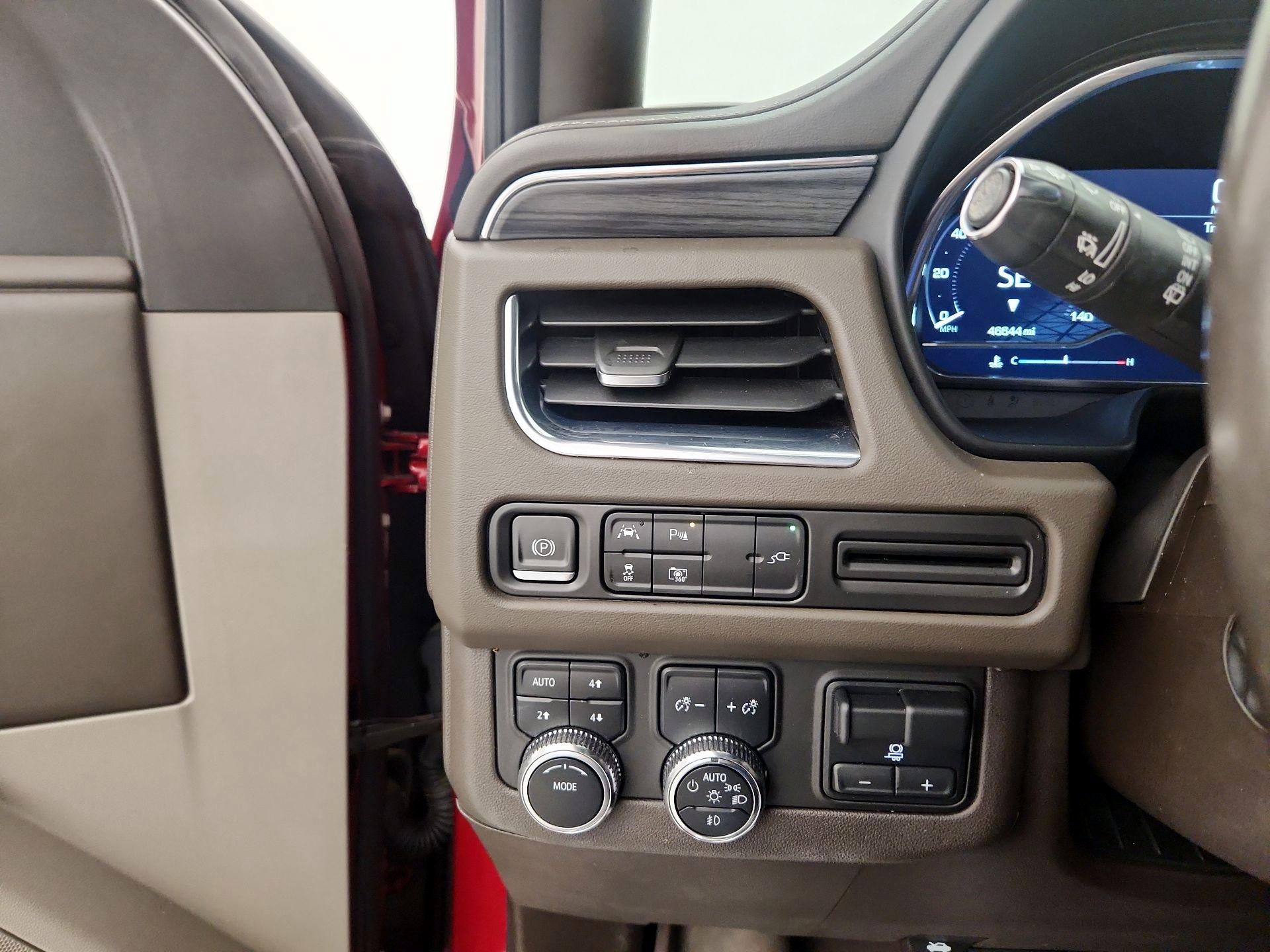 Thumbnail: 2022 GMC Yukon XL - 13