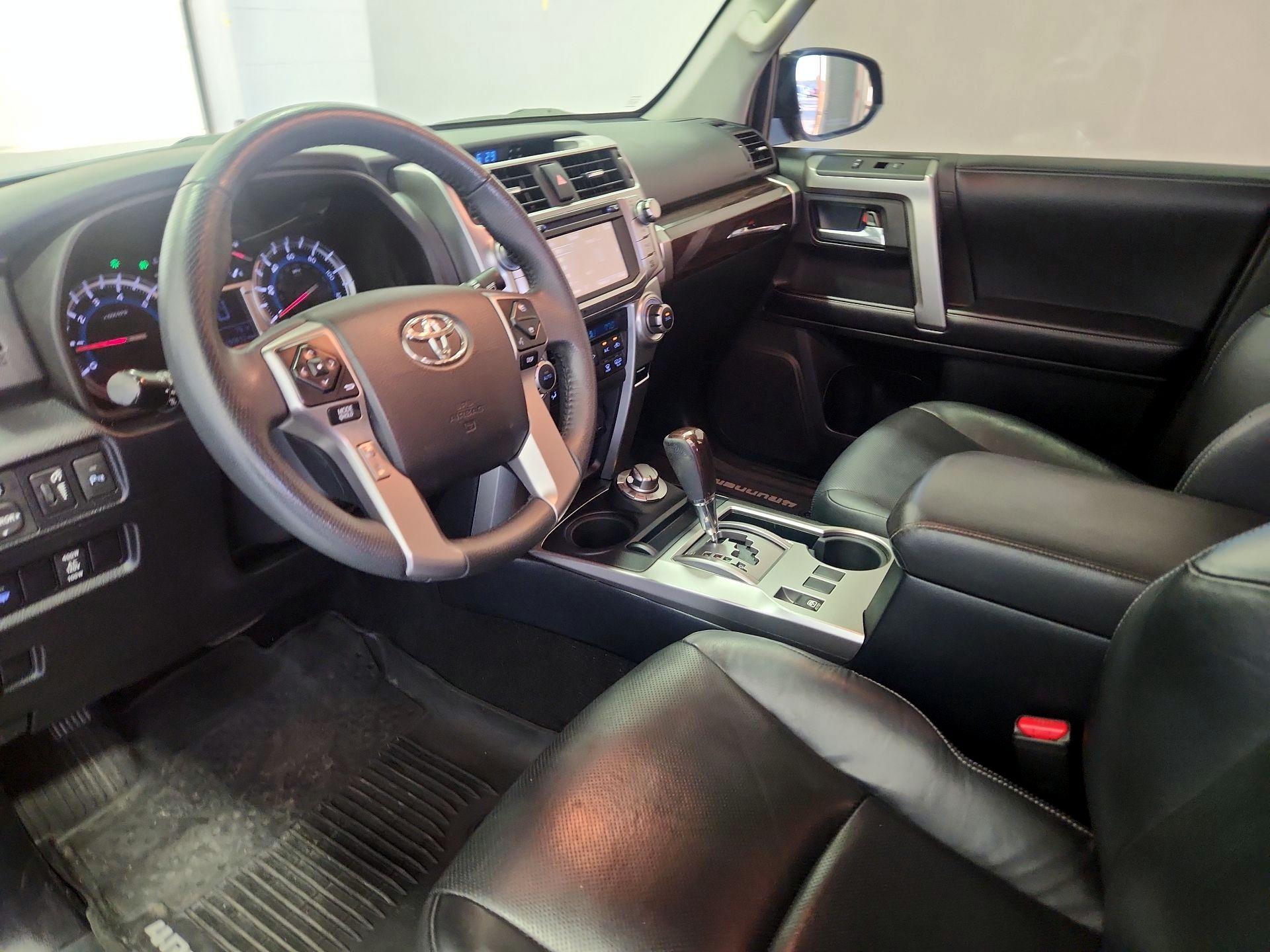 Thumbnail: 2019 Toyota 4Runner - 11