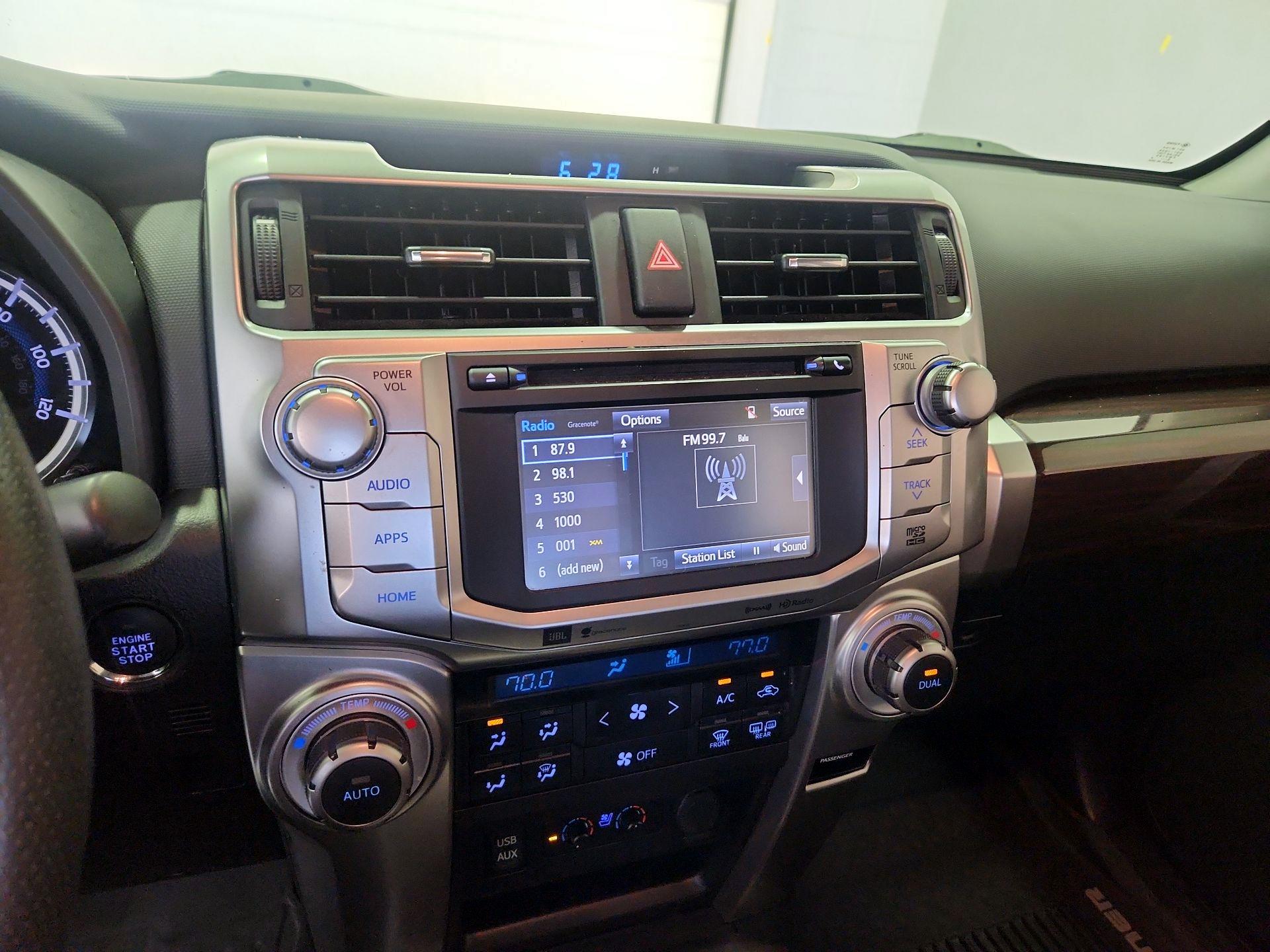Thumbnail: 2019 Toyota 4Runner - 15