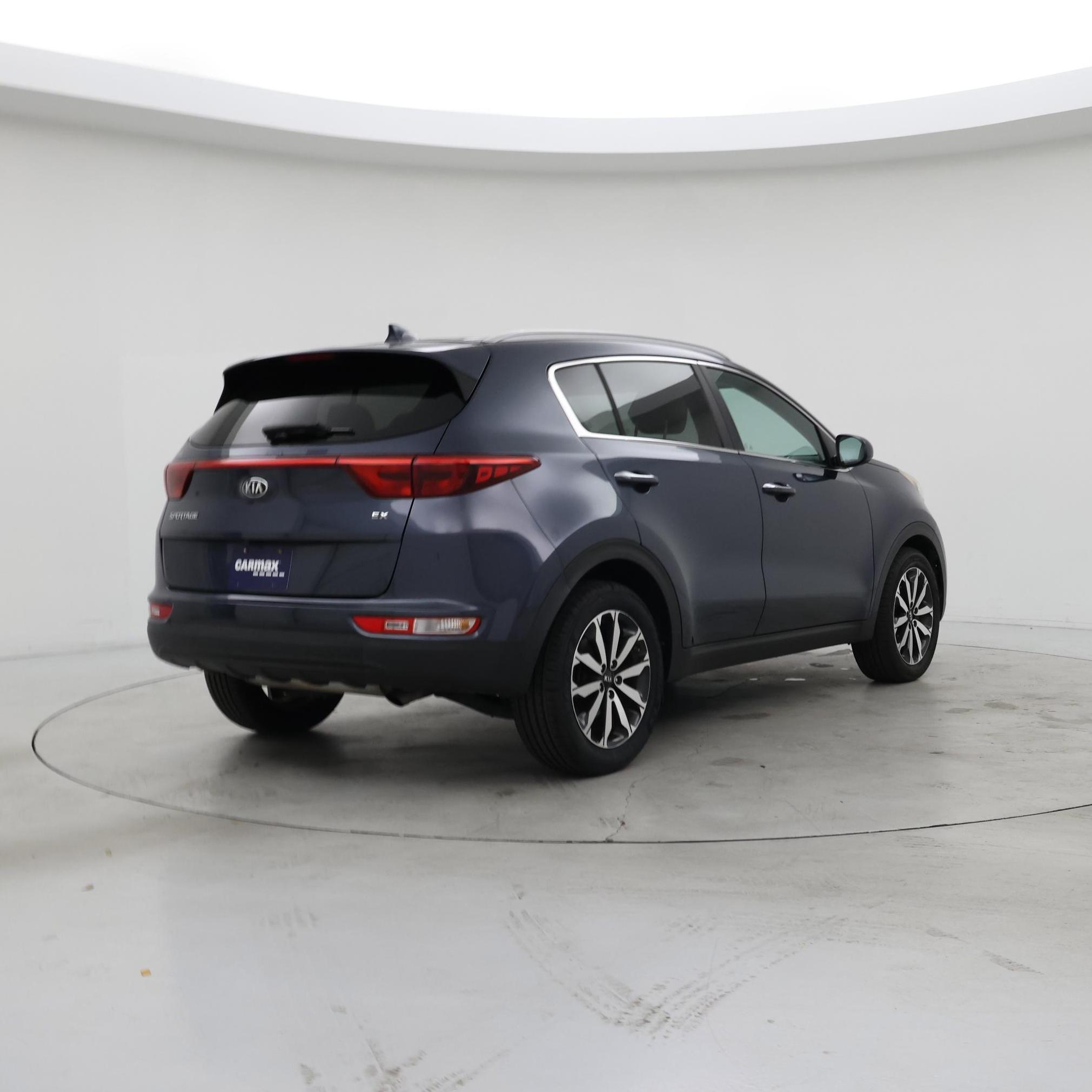 Thumbnail: 2017 Kia Sportage - 8