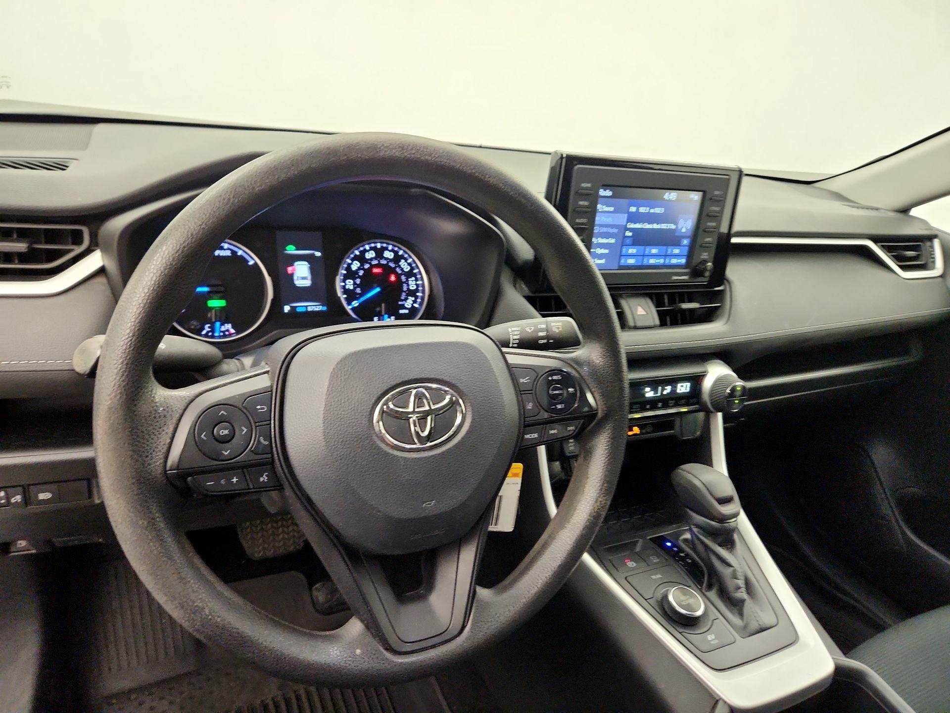 Thumbnail: 2022 Toyota RAV4 - 9