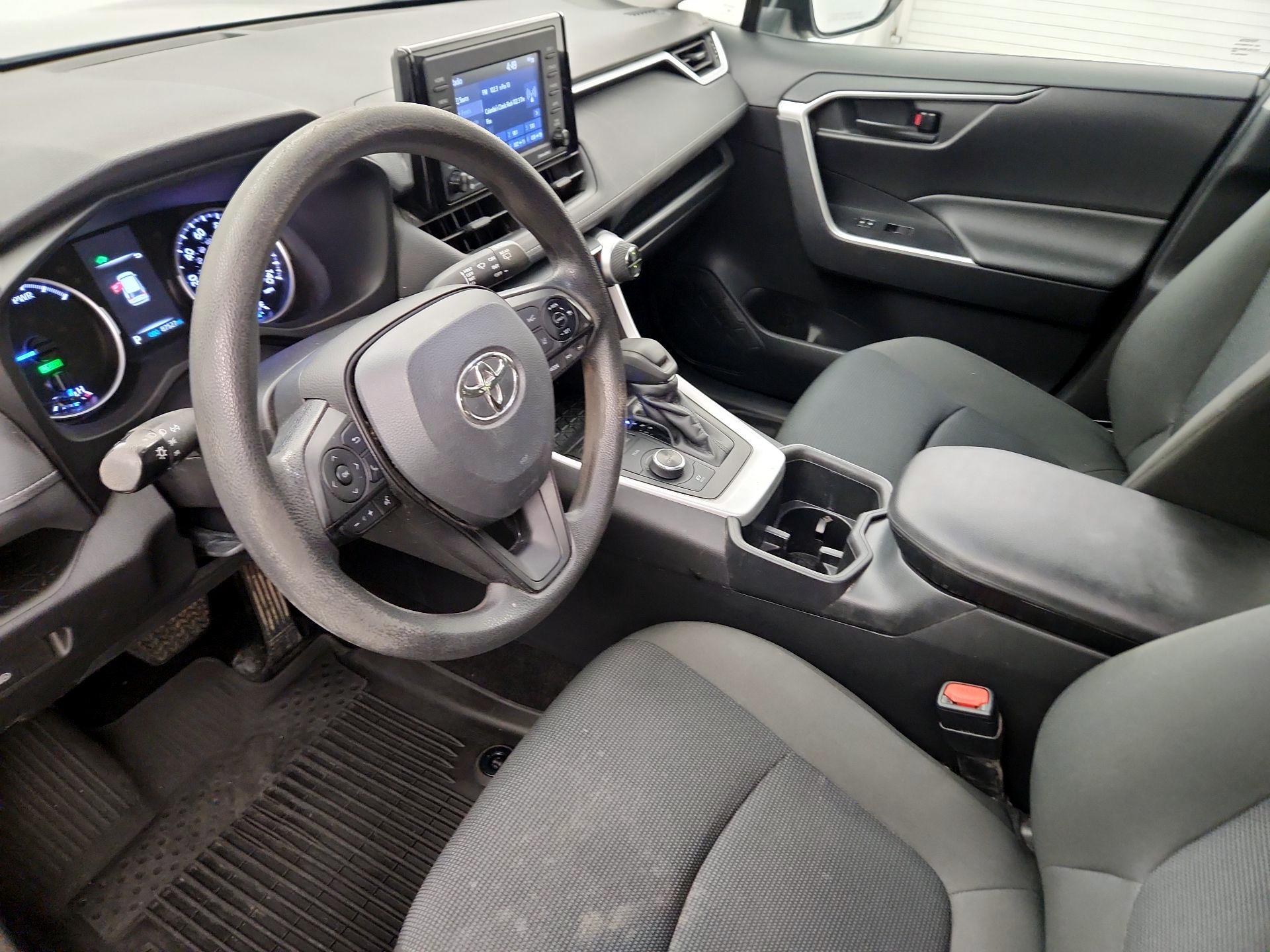 Thumbnail: 2022 Toyota RAV4 - 11