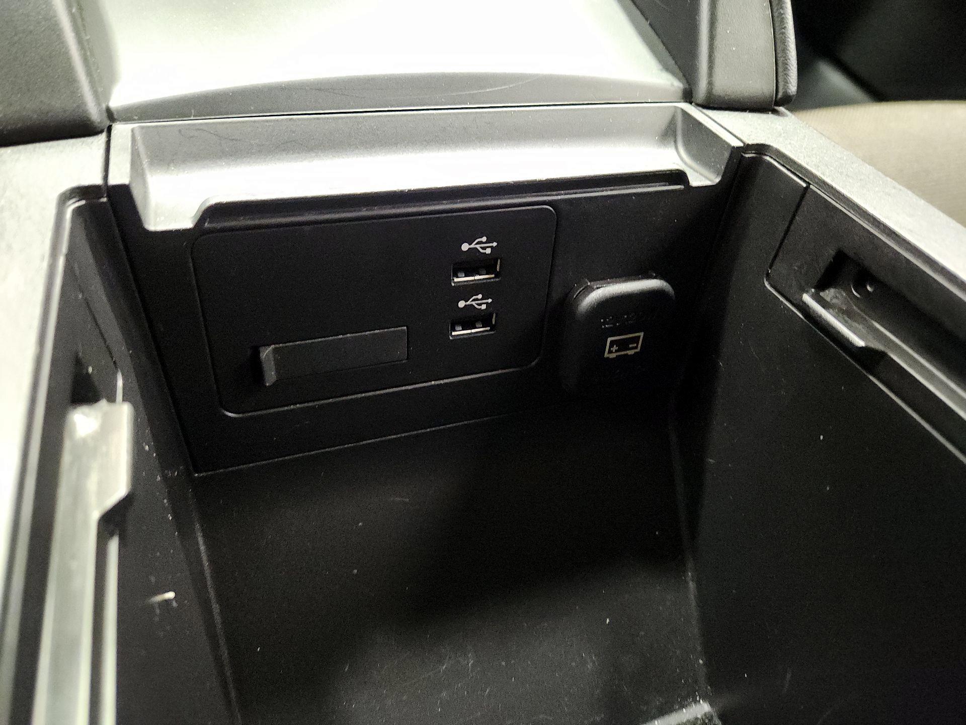 Thumbnail: 2022 Mazda Mazda3 - 18