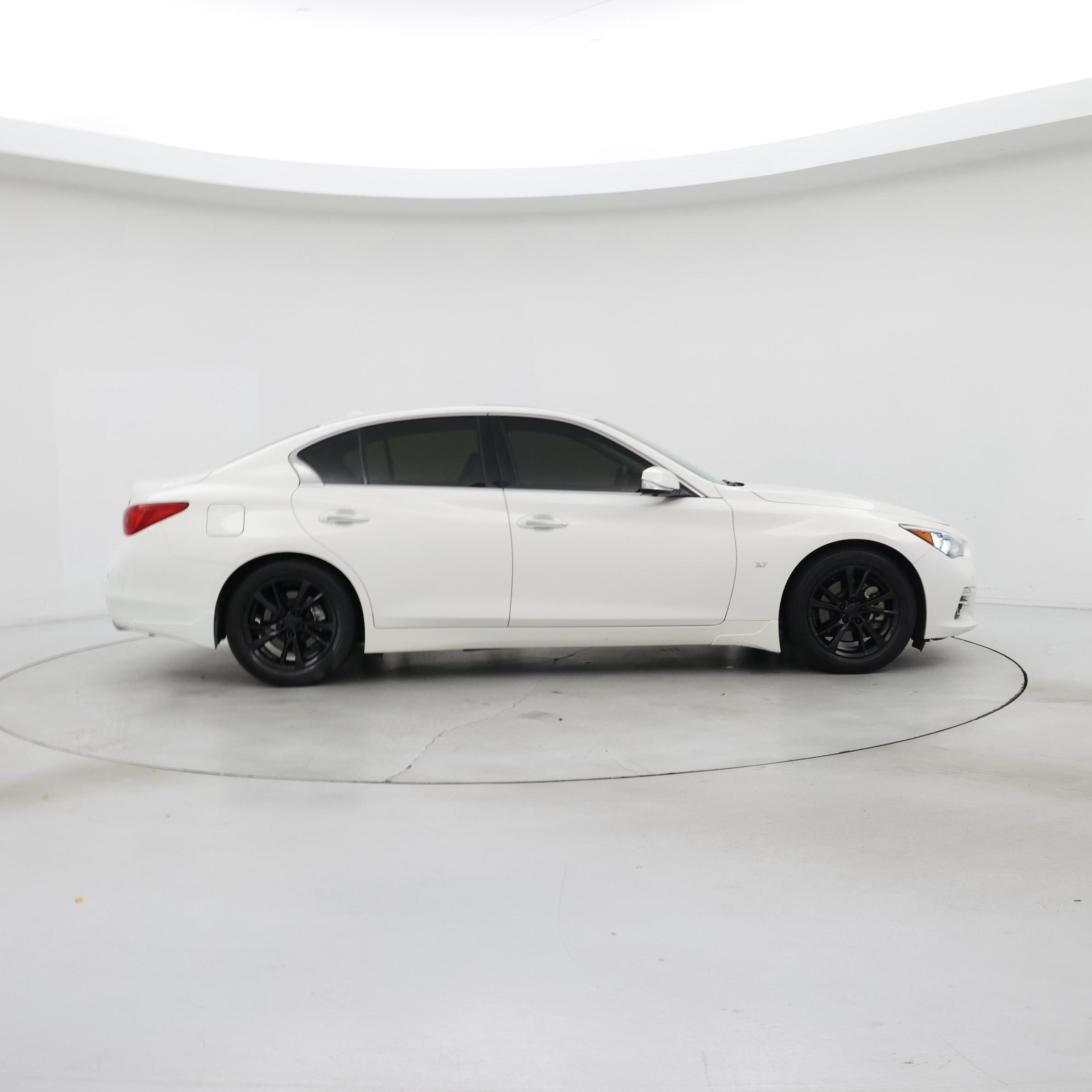 Thumbnail: 2015 INFINITI Q50 - 7
