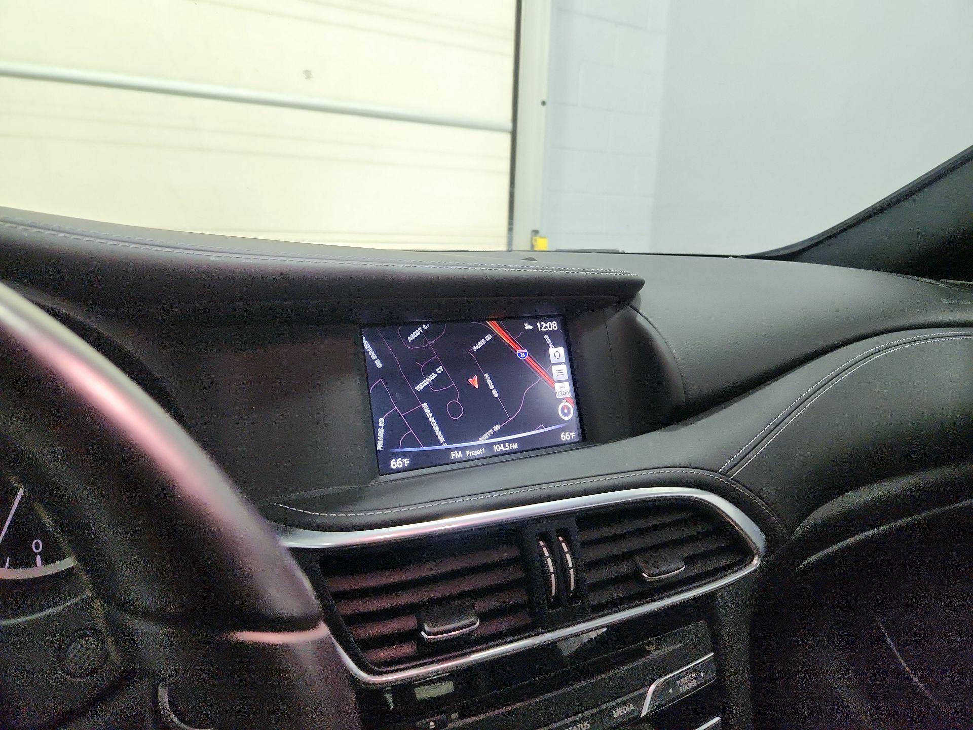 Thumbnail: 2017 INFINITI QX30 - 14