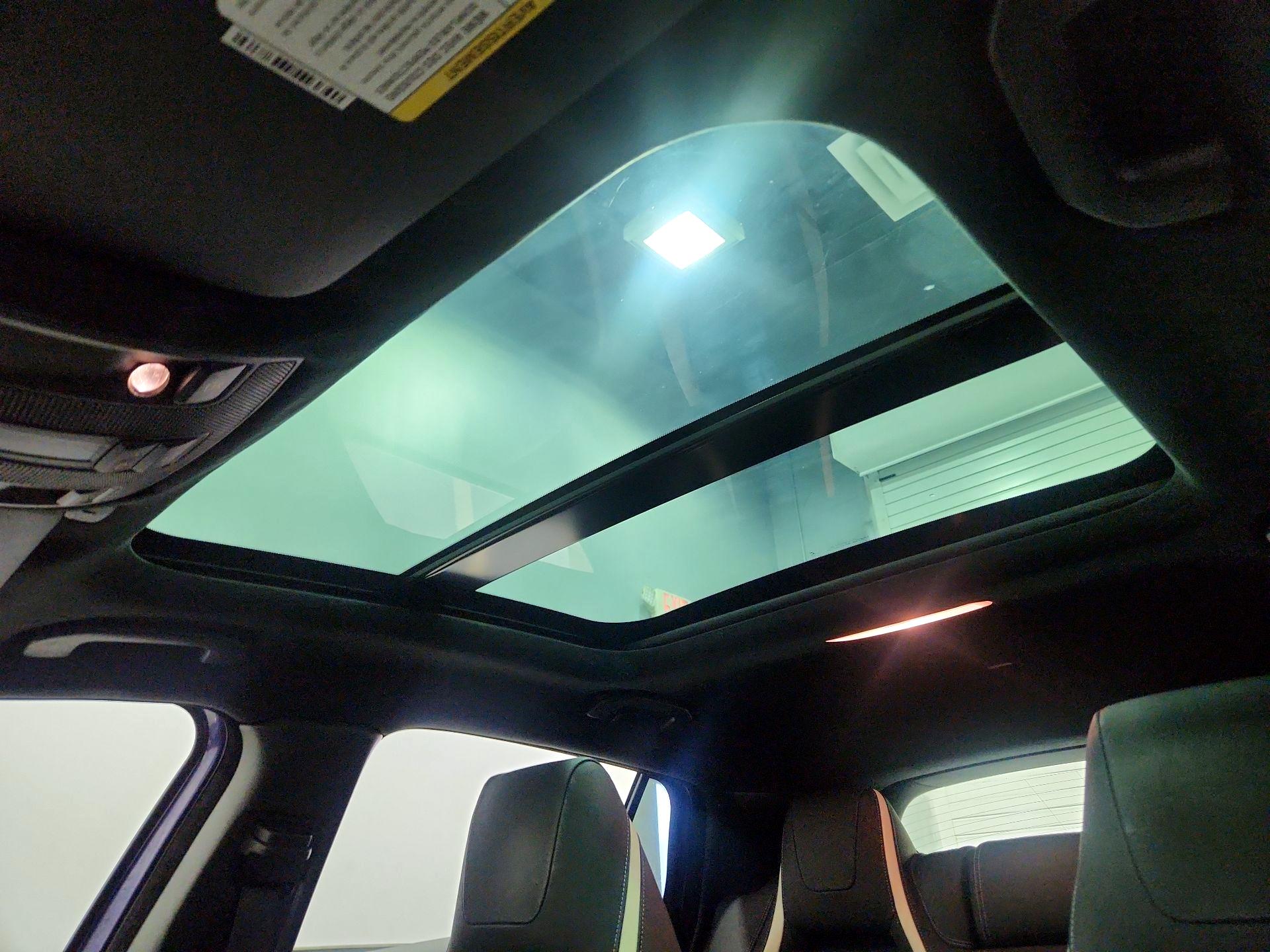 Thumbnail: 2017 INFINITI QX30 - 20