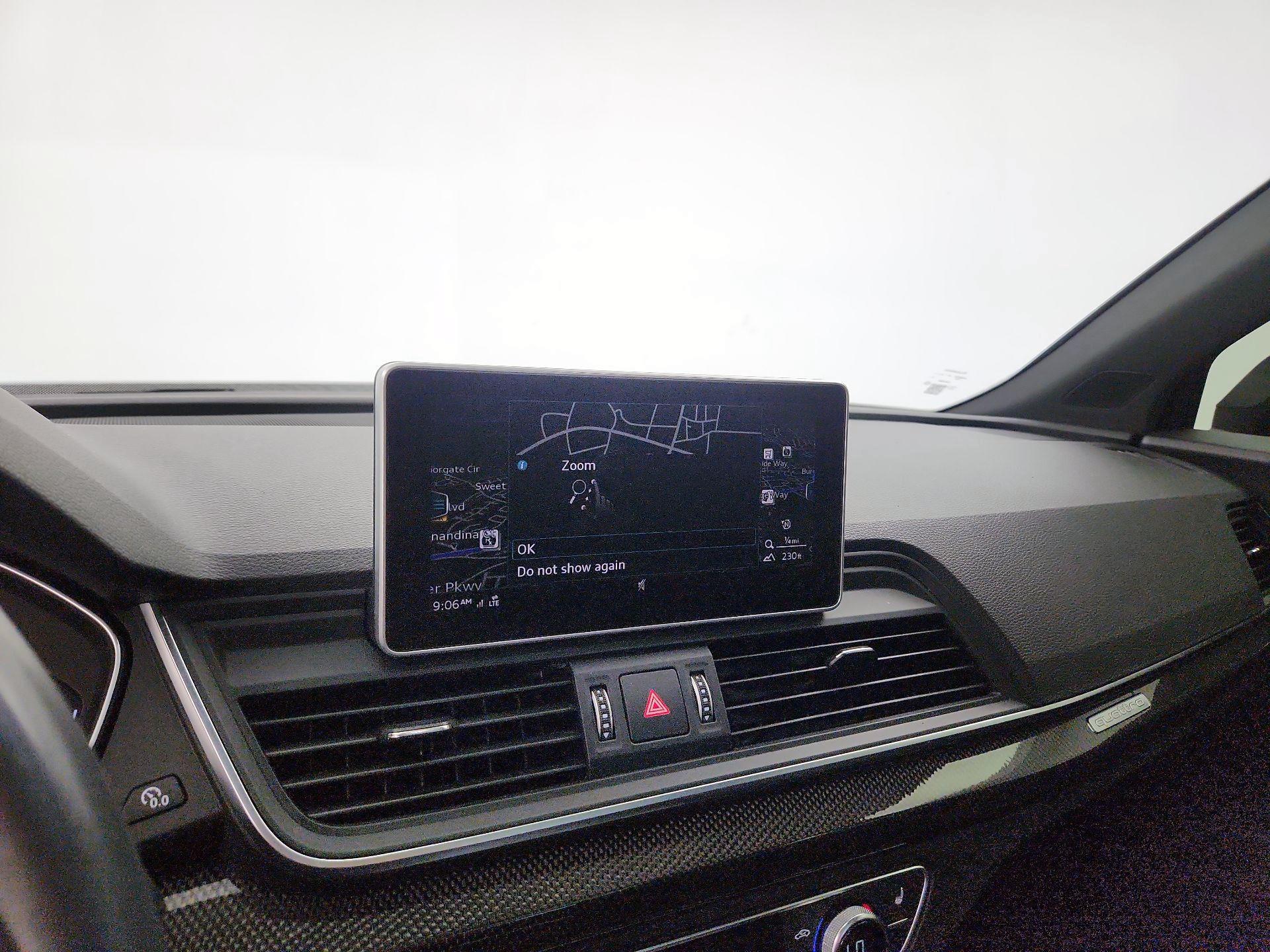 Thumbnail: 2020 Audi SQ5 - 14